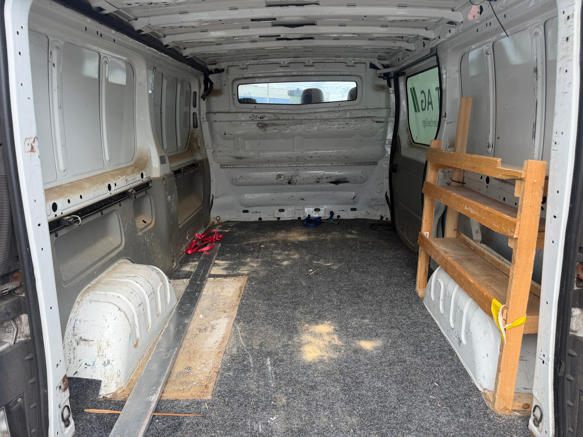 RENAULT Trafic 2.0 dCi 115 2.9t L2H1-image-10