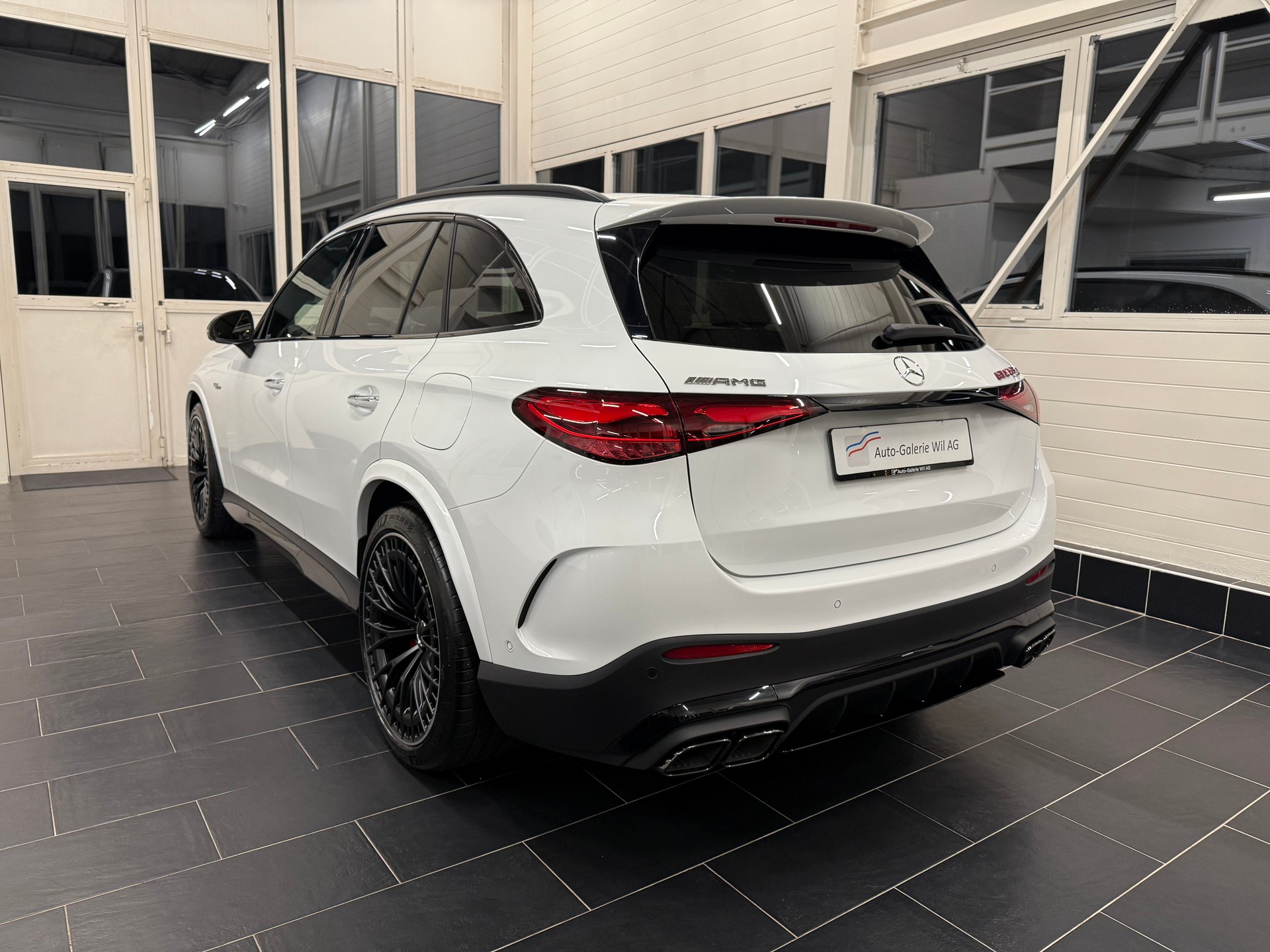 MERCEDES-BENZ GLC AMG 63 S e Performance Executive Edition 9G-Tronic-image-4