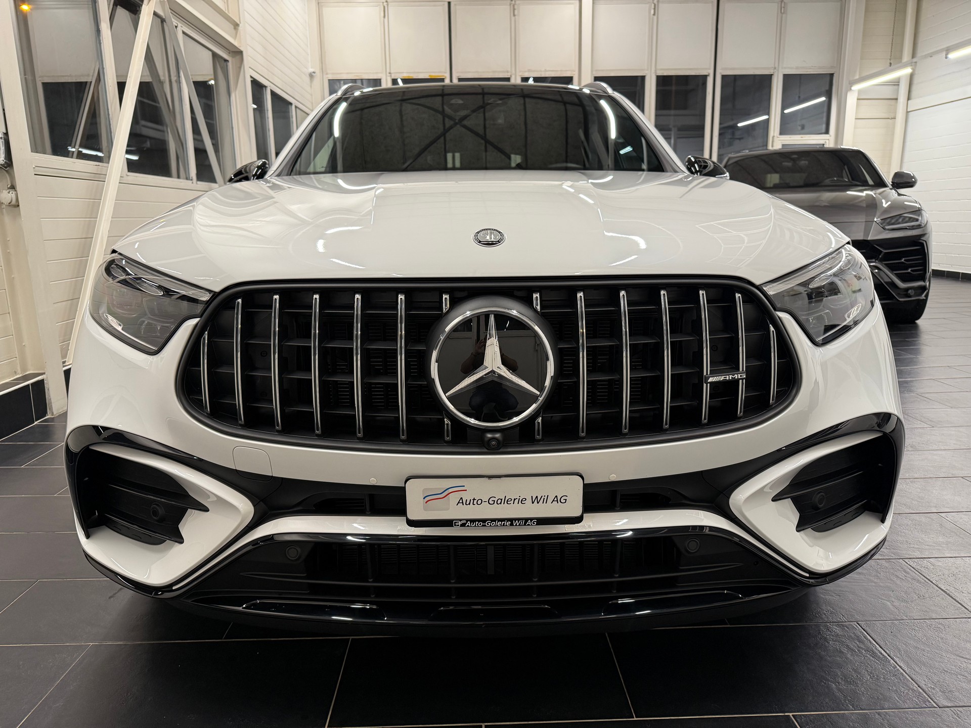 MERCEDES-BENZ GLC AMG 63 S e Performance Executive Edition 9G-Tronic-showroom-element-1