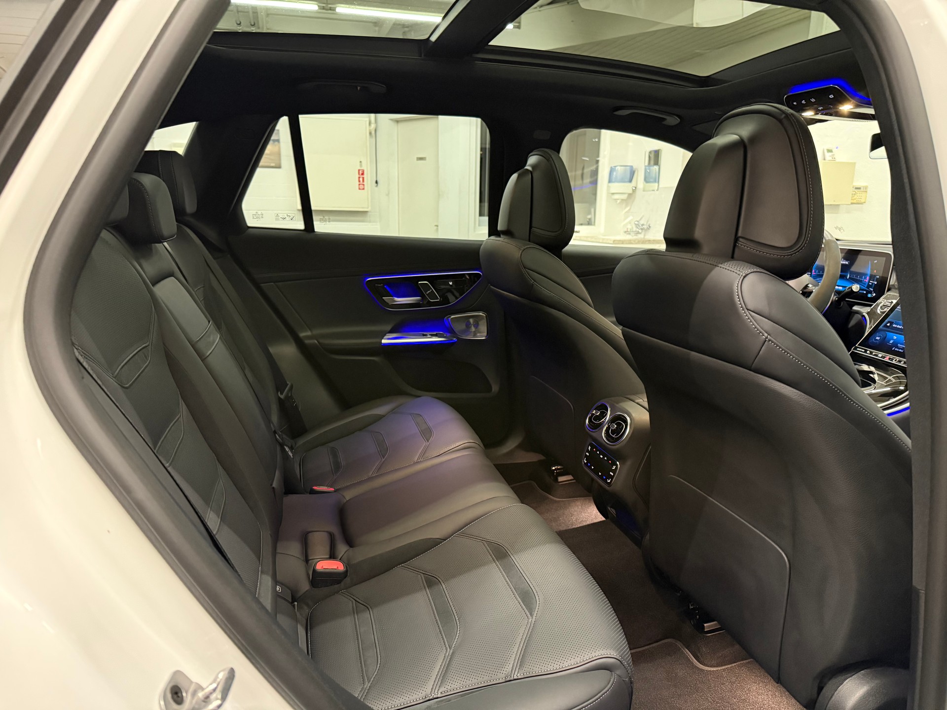 MERCEDES-BENZ GLC AMG 63 S e Performance Executive Edition 9G-Tronic-image-9