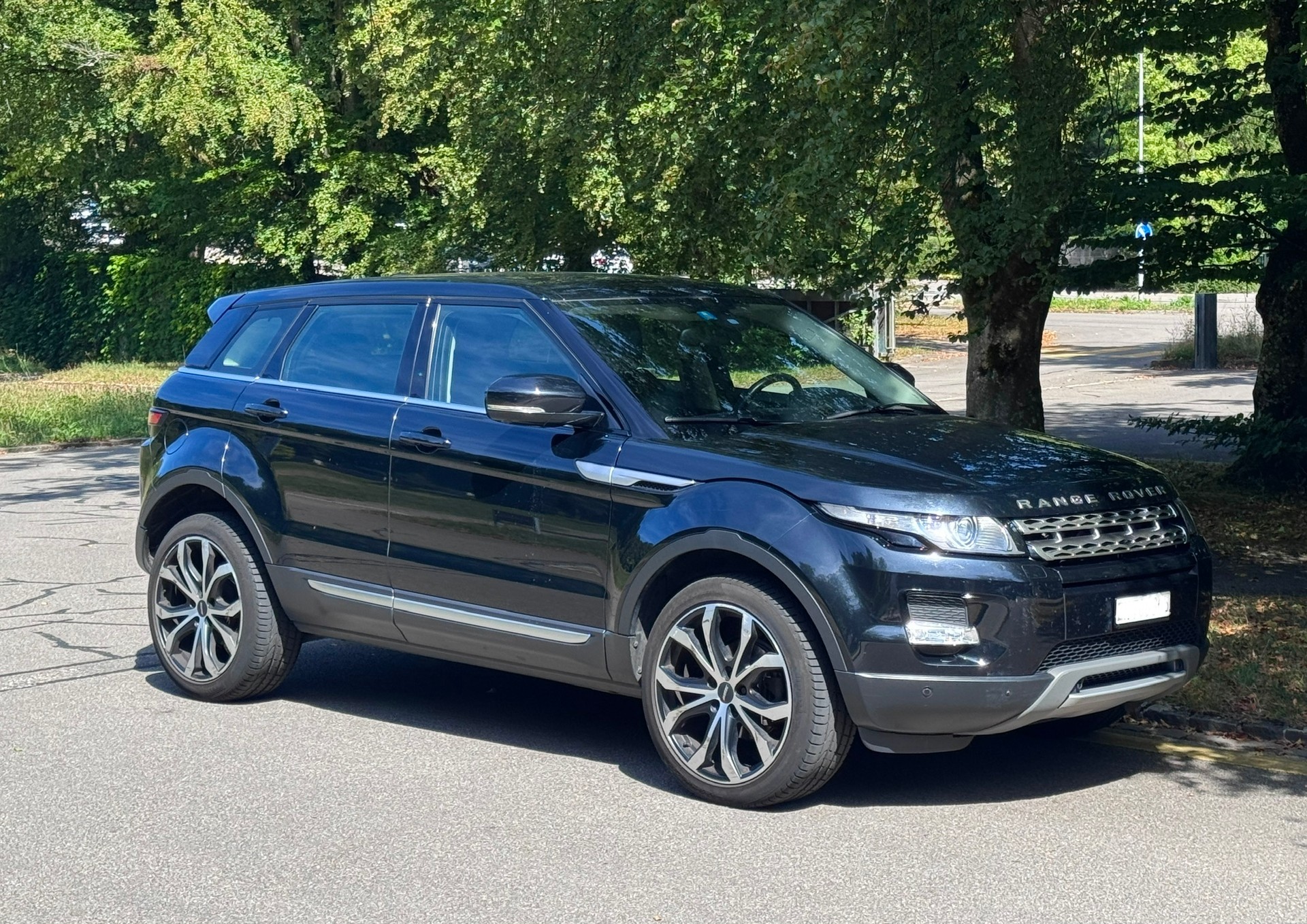 LAND ROVER 2.2 SD4 Prestige-image-0