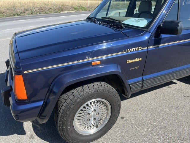 JEEP Cherokee 4.0 Limited-image-2