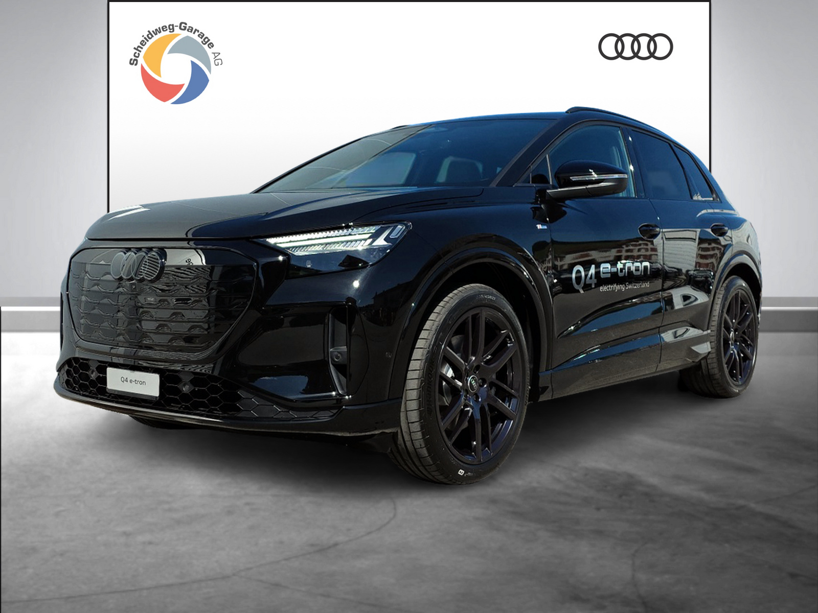 AUDI Q4 e-tron SUV quattro performance