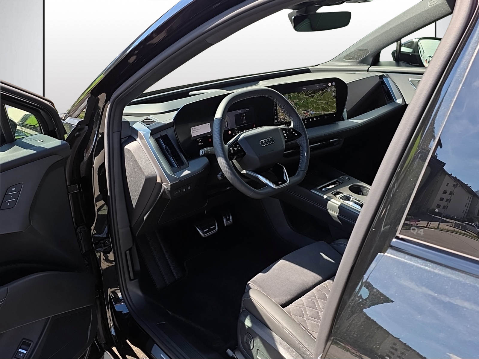 AUDI Q4 e-tron SUV quattro performance-image-5