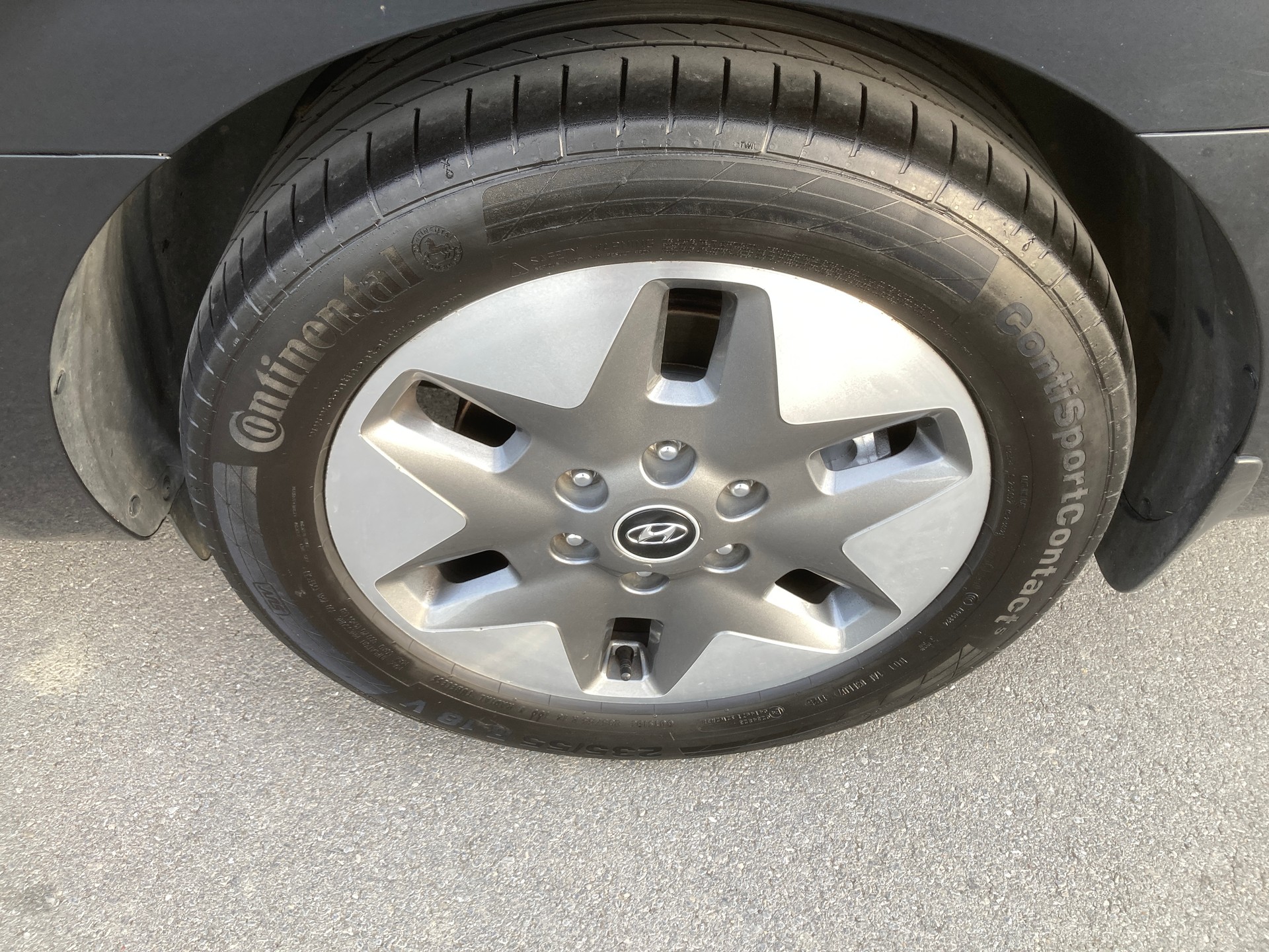 HYUNDAI Staria Premium 2.2 CRDi Vertex 4WD A 9 Sitzer-image-6