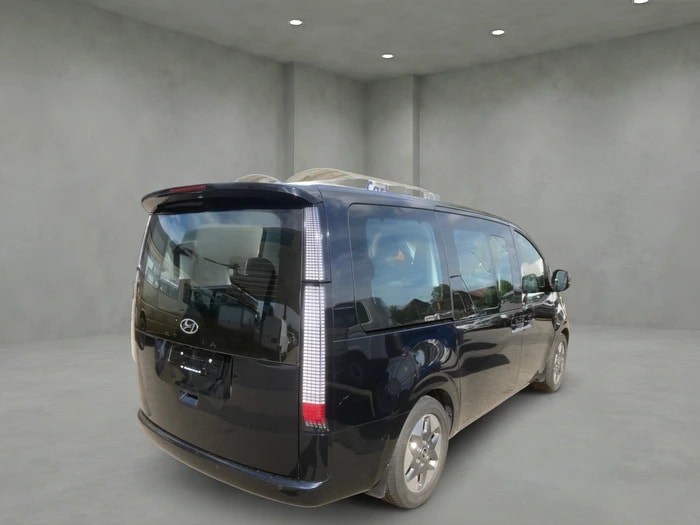HYUNDAI Staria Premium 2.2 CRDi Vertex 4WD A 9 Sitzer-image-2