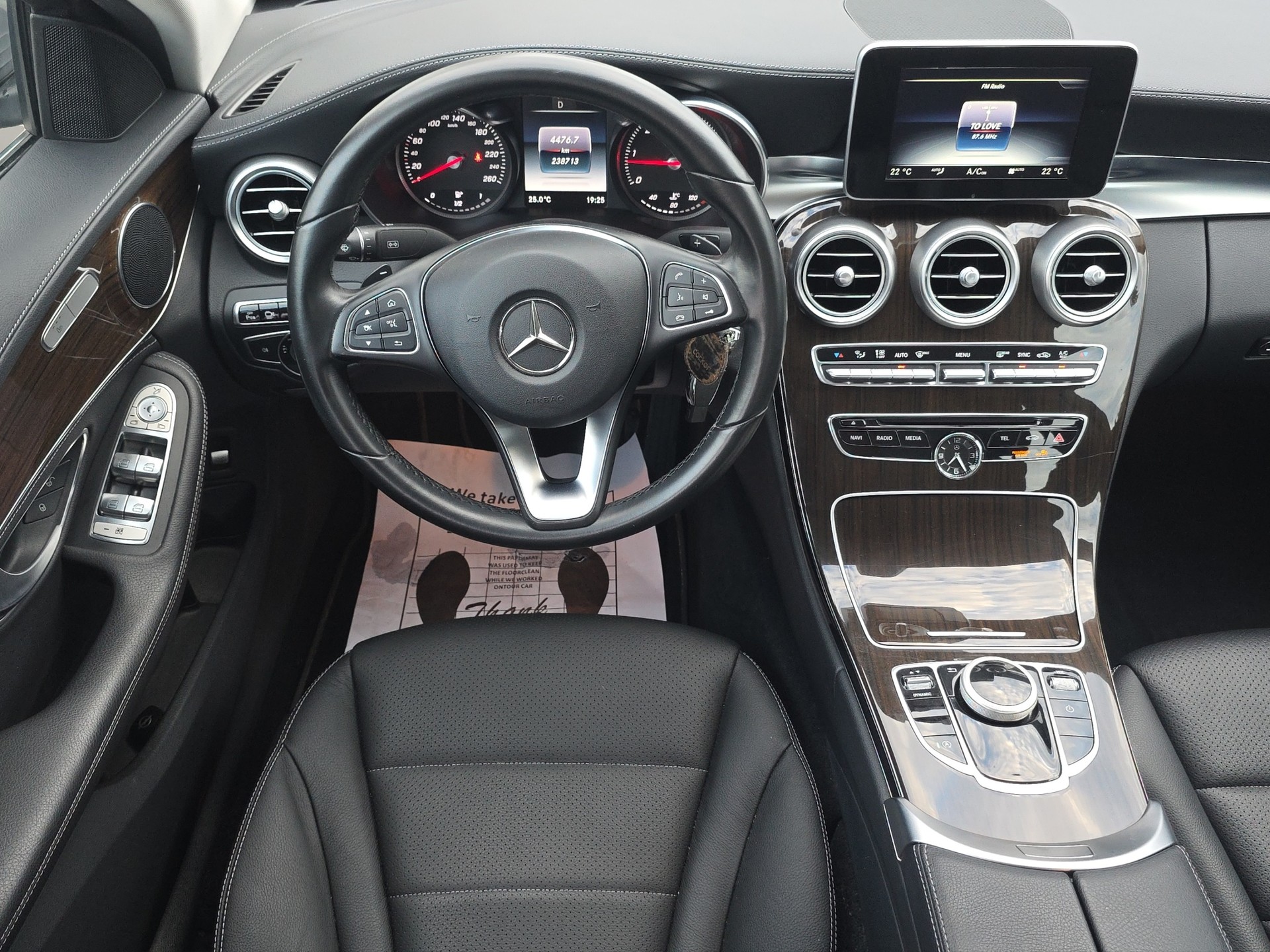 MERCEDES-BENZ C 220 d Avantgarde 4Matic 7G-Tronic-image-10