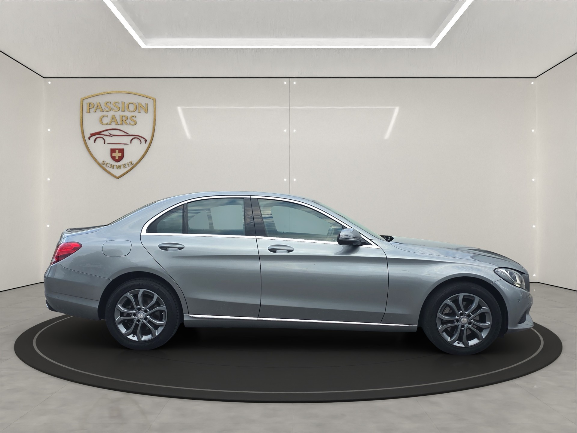 MERCEDES-BENZ C 220 d Avantgarde 4Matic 7G-Tronic-image-5
