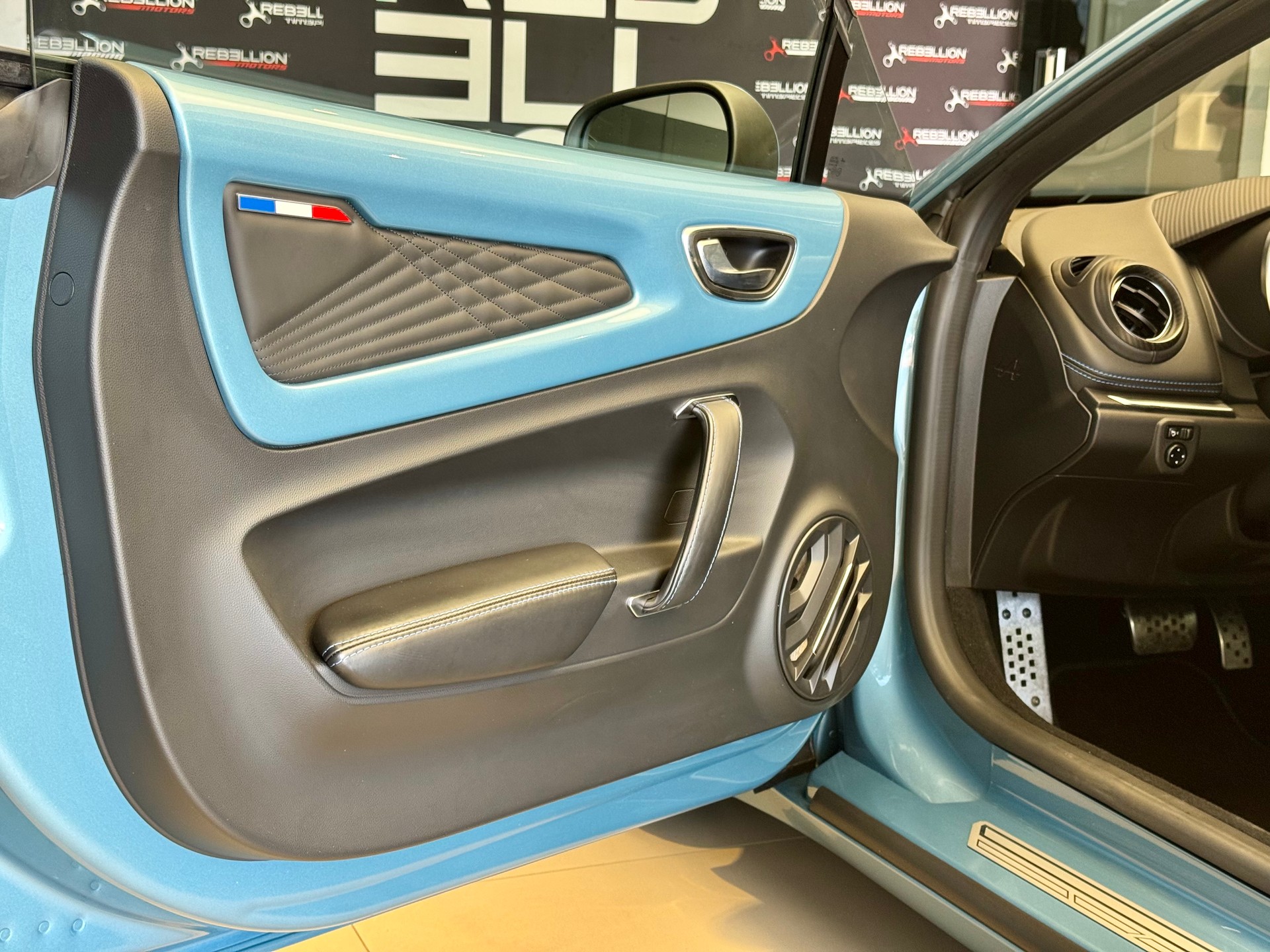 ALPINE Alpine A110 Color Edition-image-12