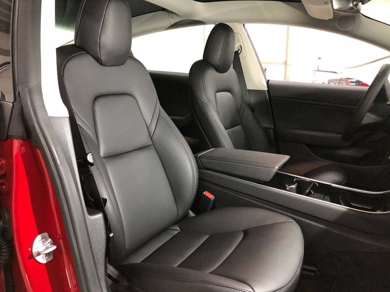 TESLA Model 3 Long Range Dual Motor 491 PS-image-7