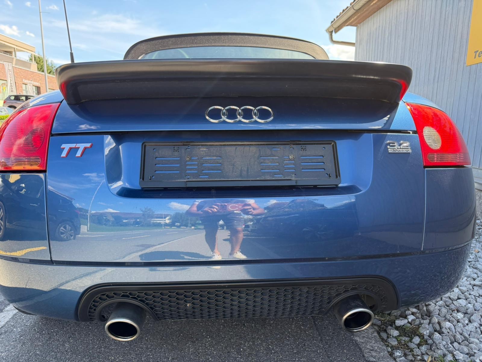 AUDI TT Roadster 3.2 quattro-image-11