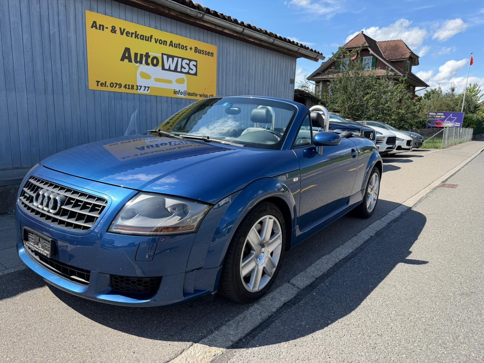 AUDI TT Roadster 3.2 quattro-image-18