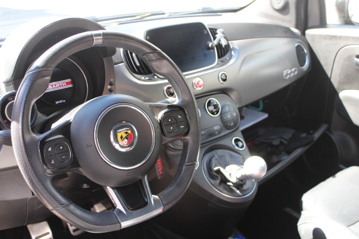 FIAT 595 1.4 16V Turbo Abarth Turismo-image-4