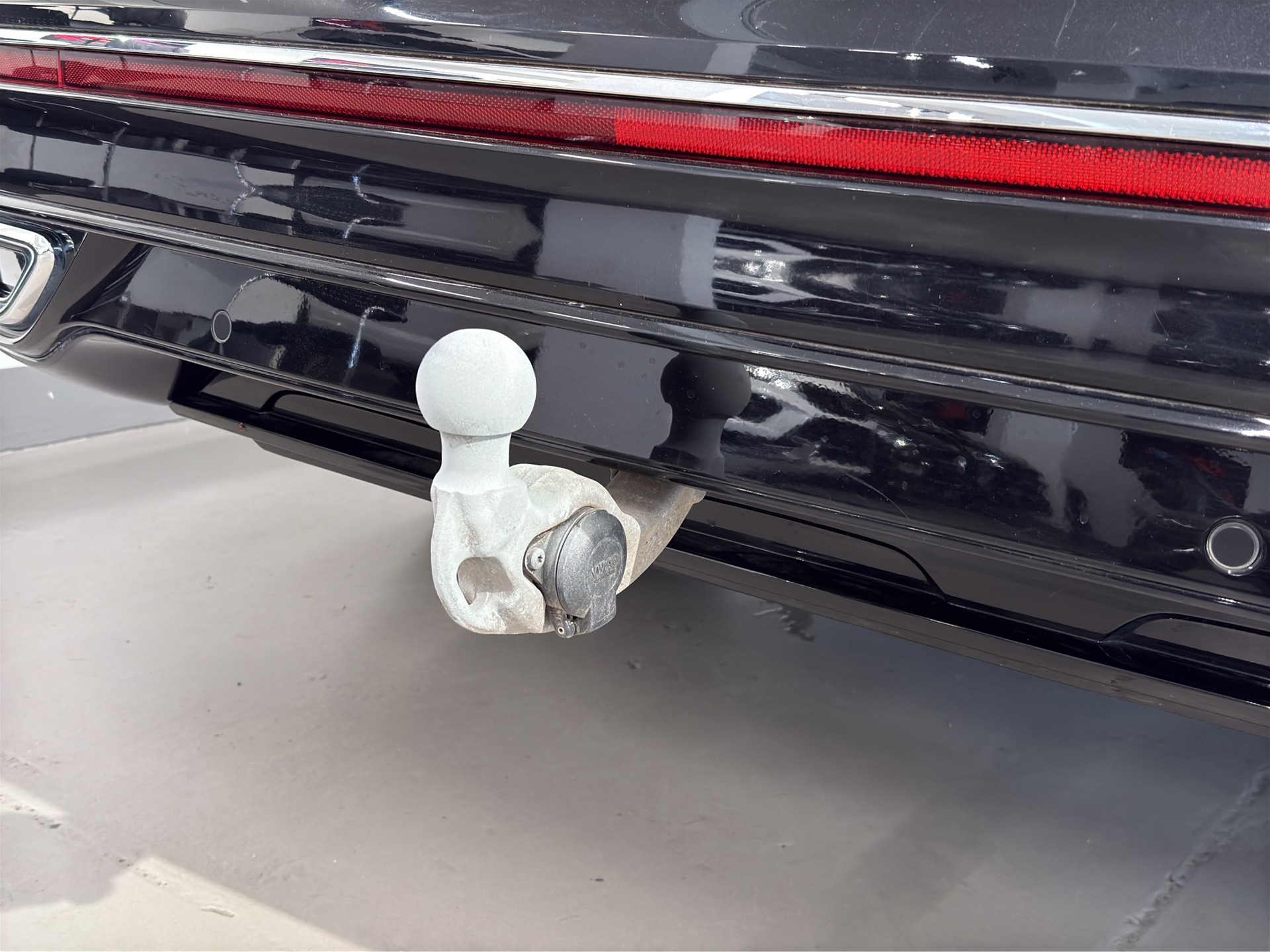 VW Tiguan Allspace 2.0TSI R-Line 4Motion DSG-image-33