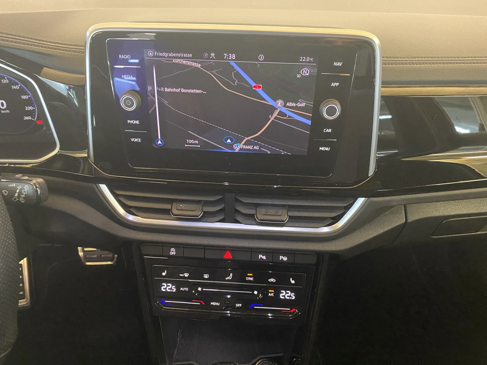 VW T-Roc 1.5 TSI EVO R-Line DSG-image-10