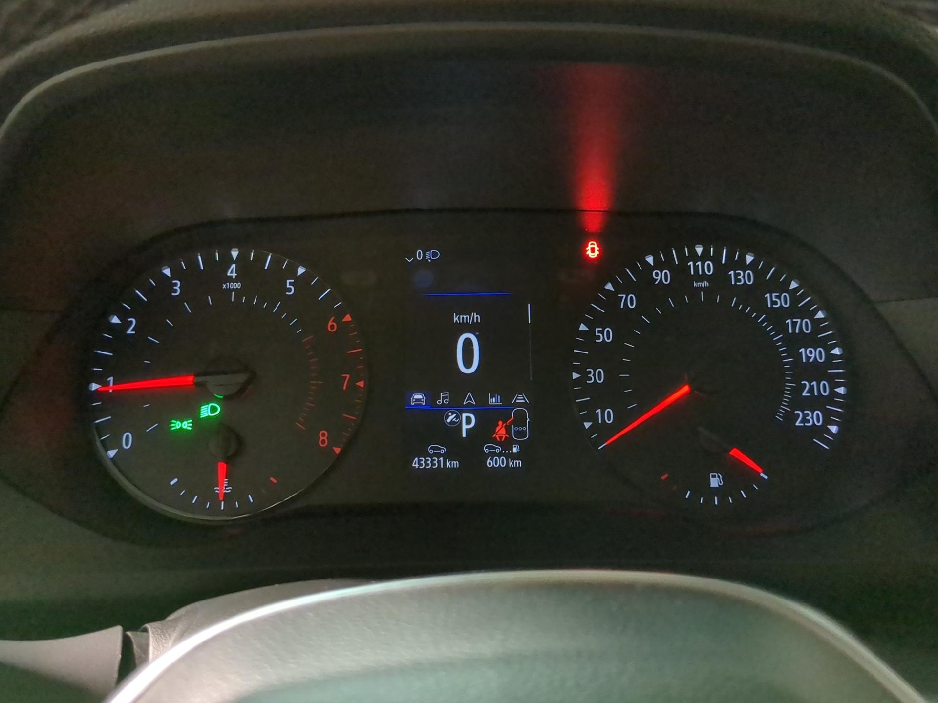 RENAULT Kangoo 1.3 TCe 130 PF Intens EDC-image-10