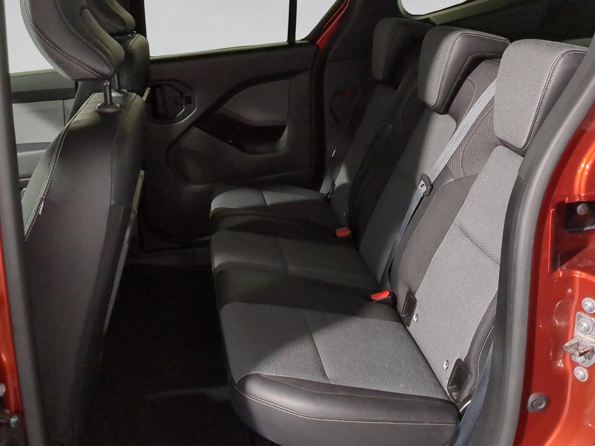 RENAULT Kangoo 1.3 TCe 130 PF Intens EDC-image-13