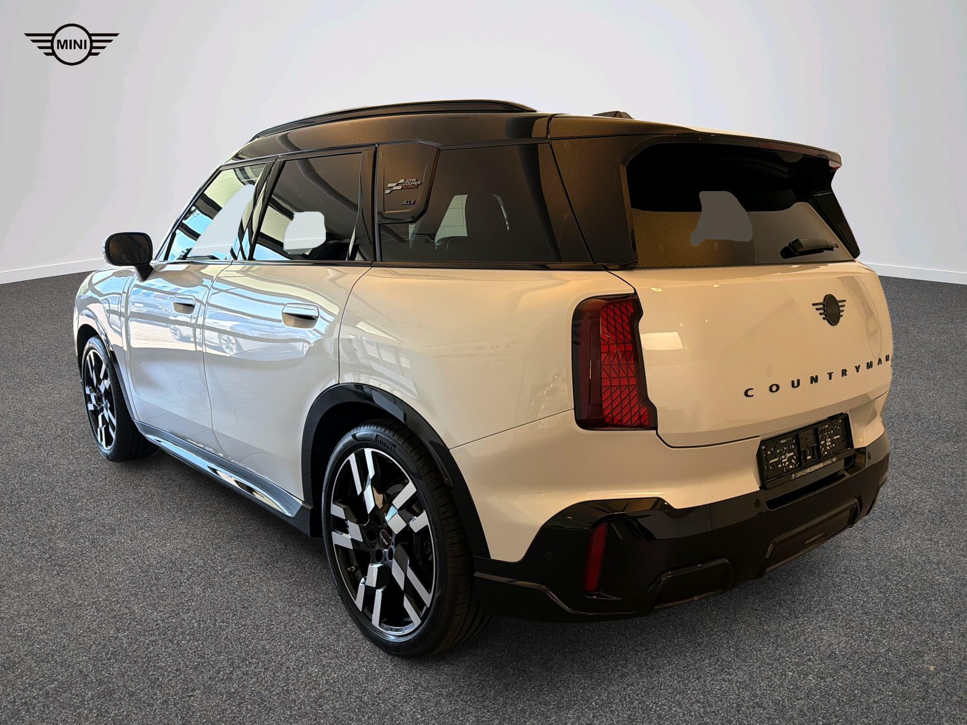 MINI Countryman SE ALL4-image-4
