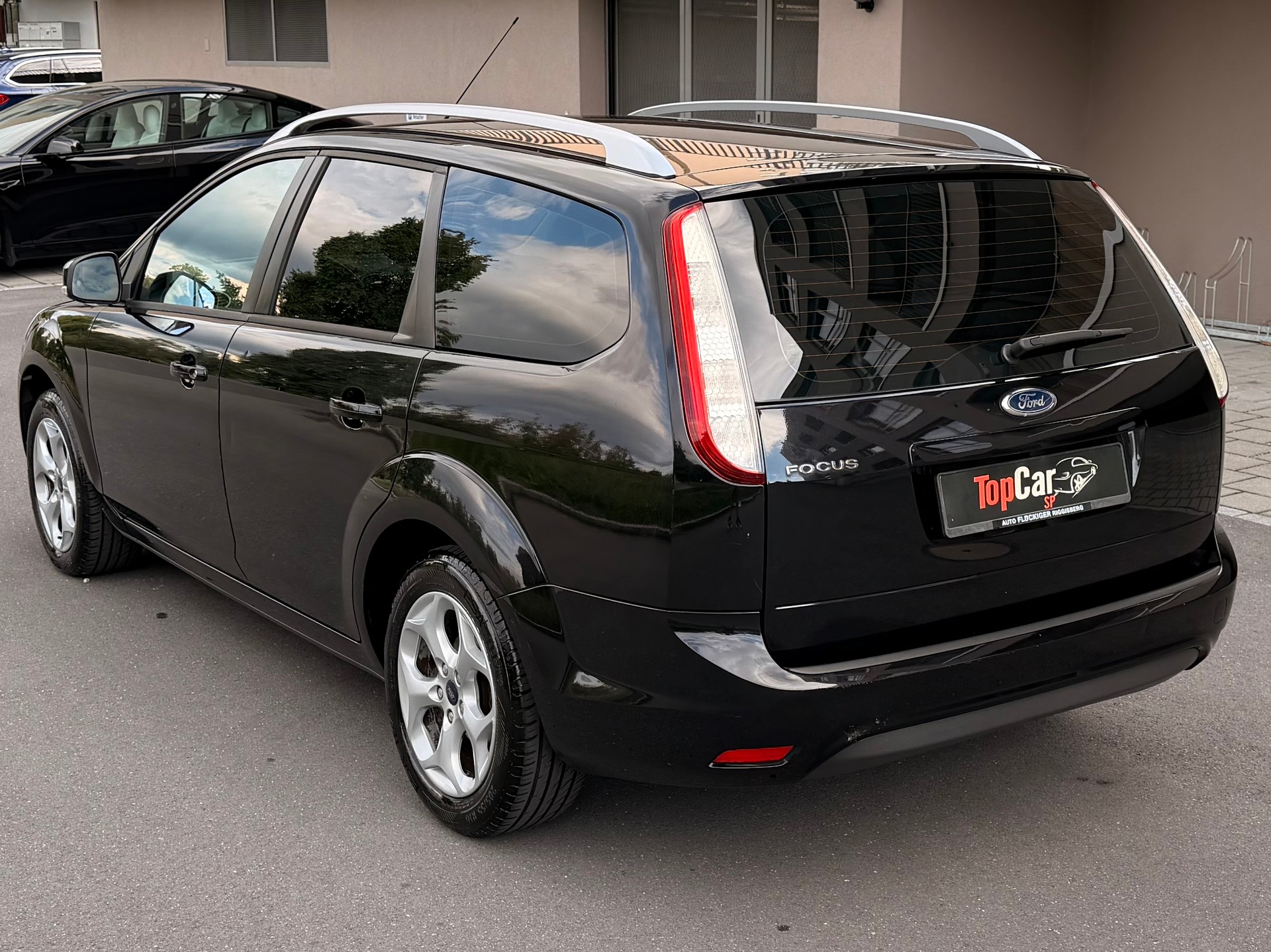 FORD Focus 1.8i Titanium-image-4