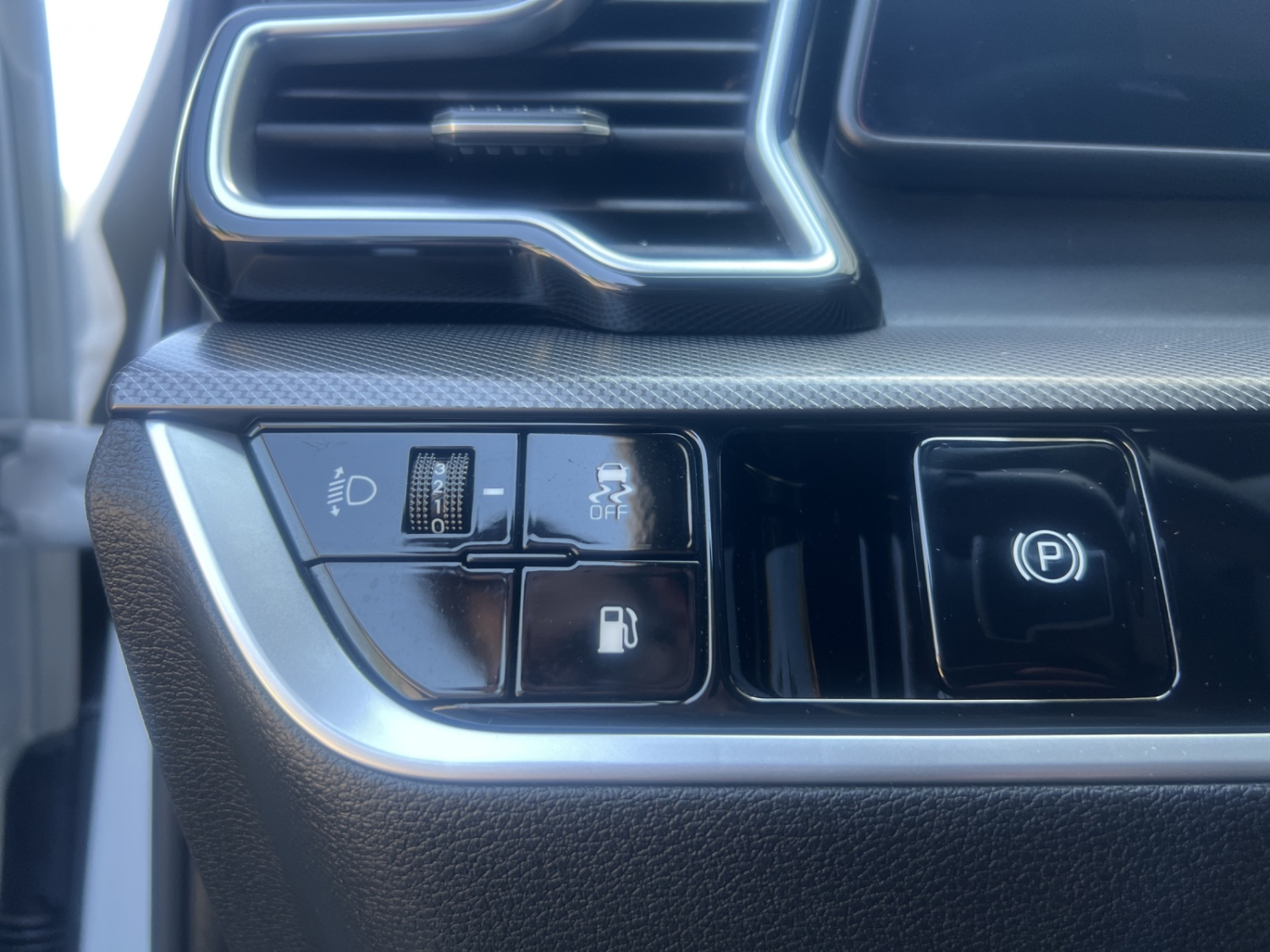 KIA Sportage 1.6 T-GDi PHEV Power Edition-image-17