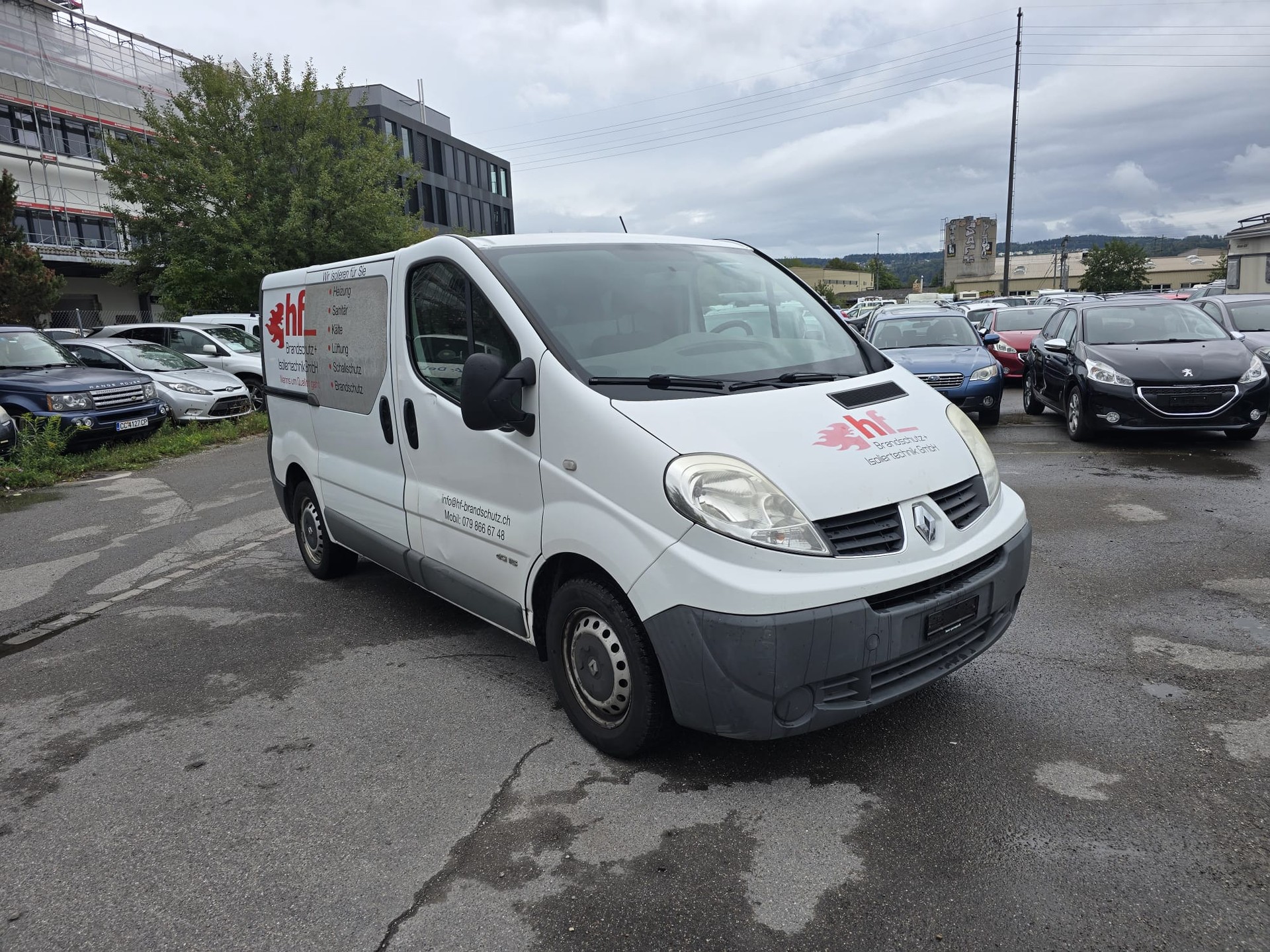 RENAULT Trafic 2.0 dCi 115 2.9t L1H1-image-2