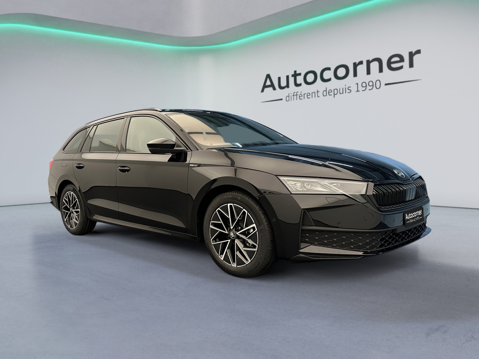 SKODA Octavia Combi 1.5 TSI mHEV DSG Dynamic-image-6