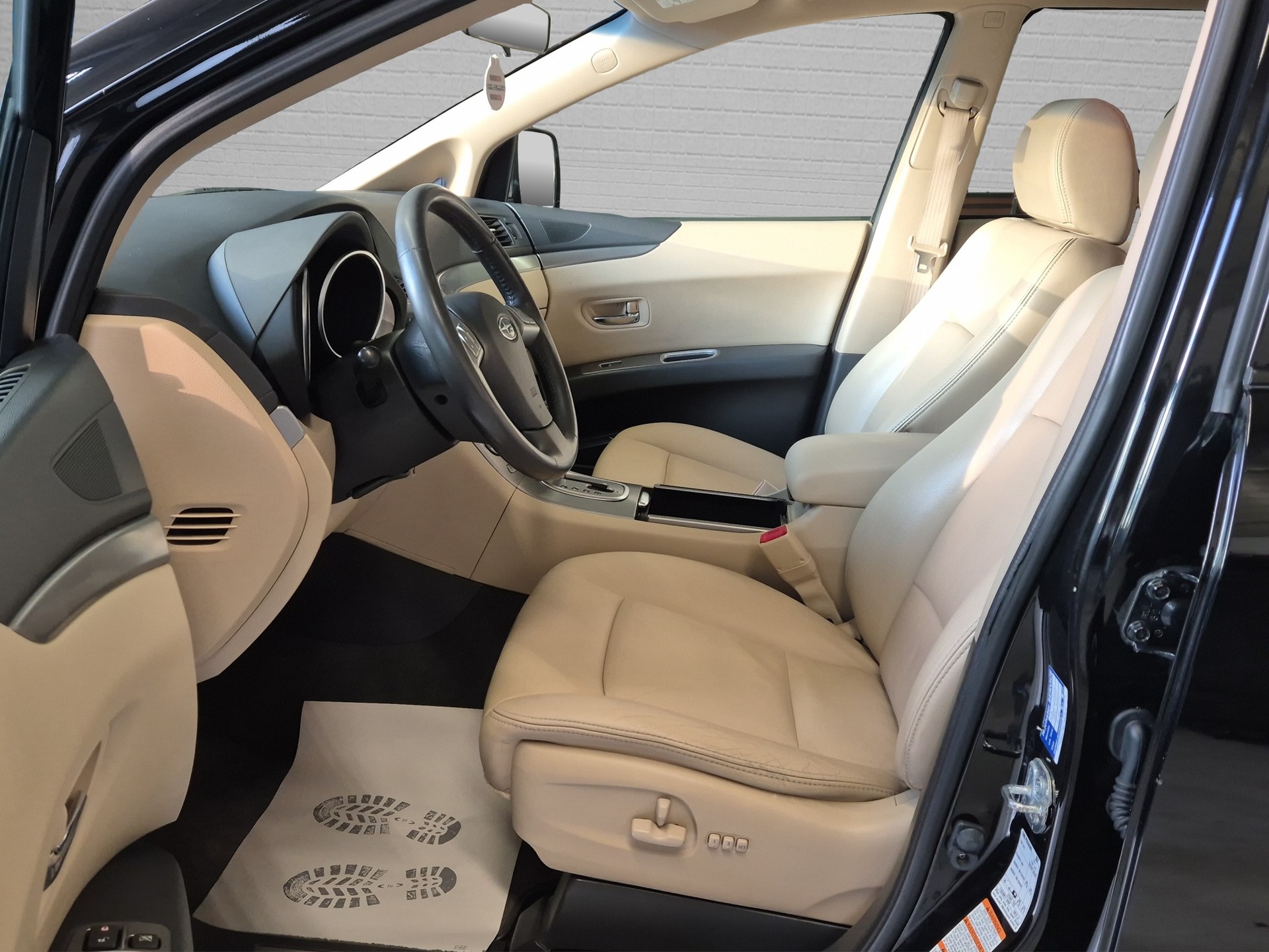 SUBARU Tribeca 3.6 AWD Executive, 7-Platz-image-17