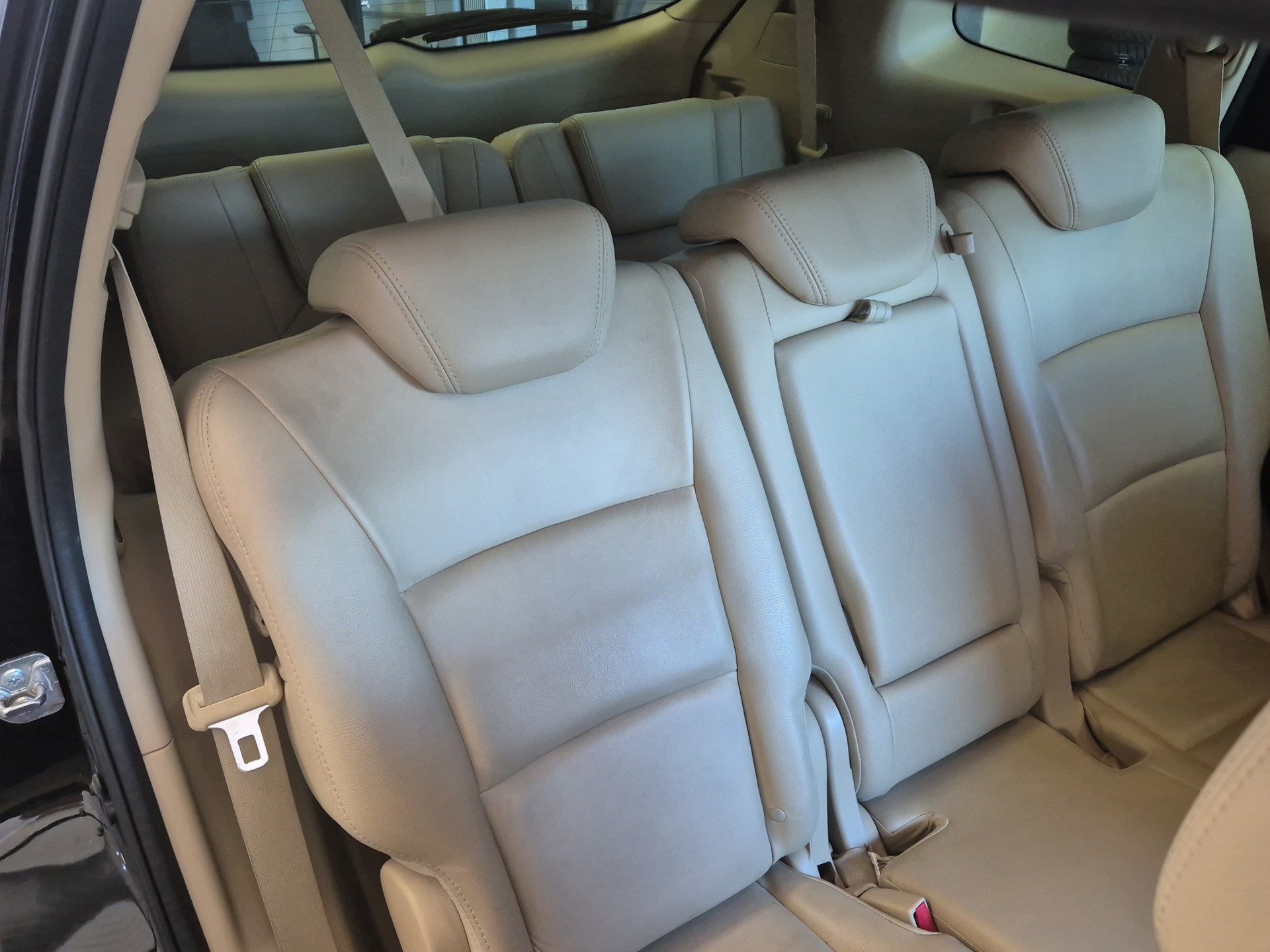 SUBARU Tribeca 3.6 AWD Executive, 7-Platz-image-26