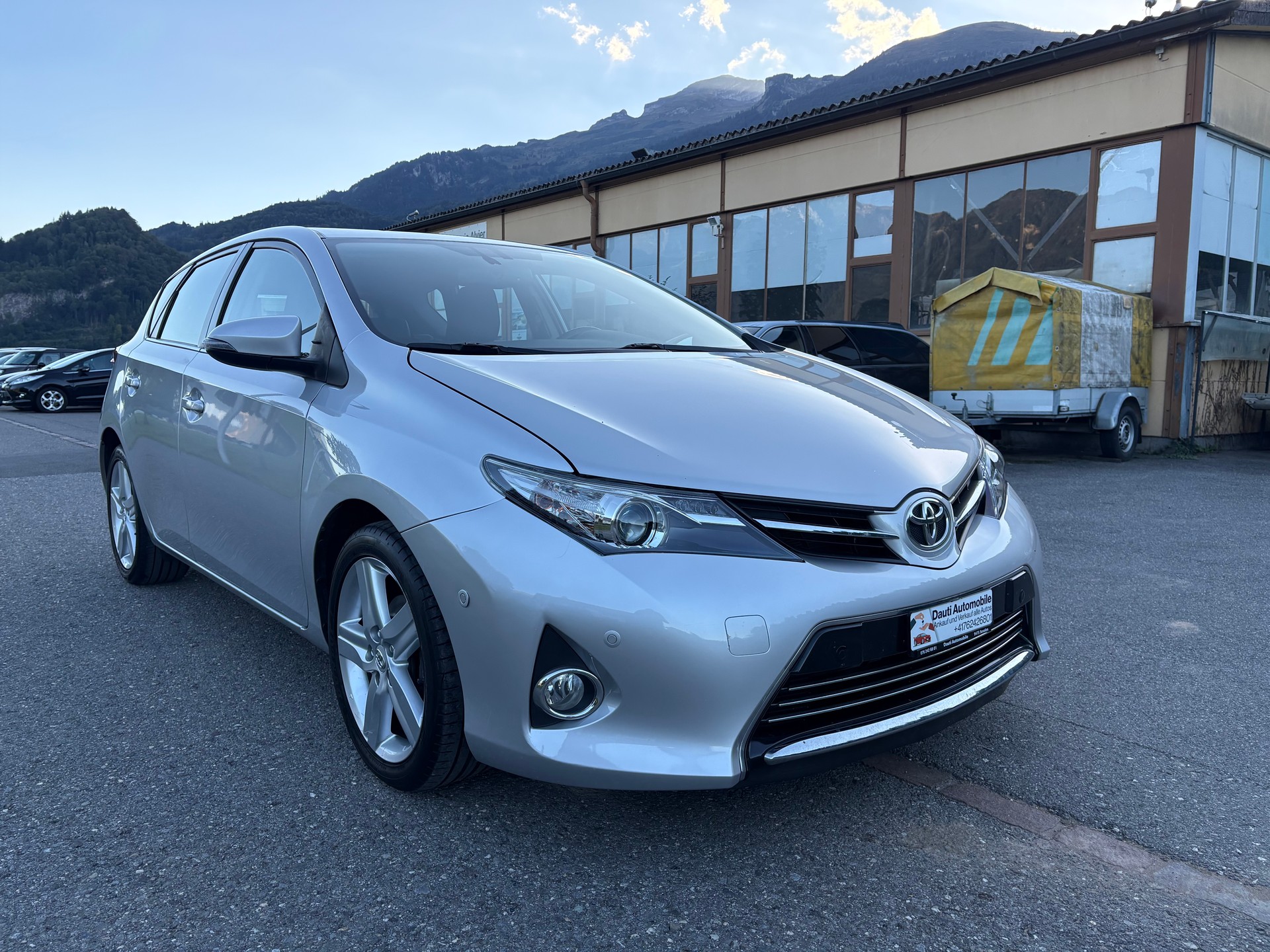TOYOTA Auris 1.6 Sol Multidrive-image-2