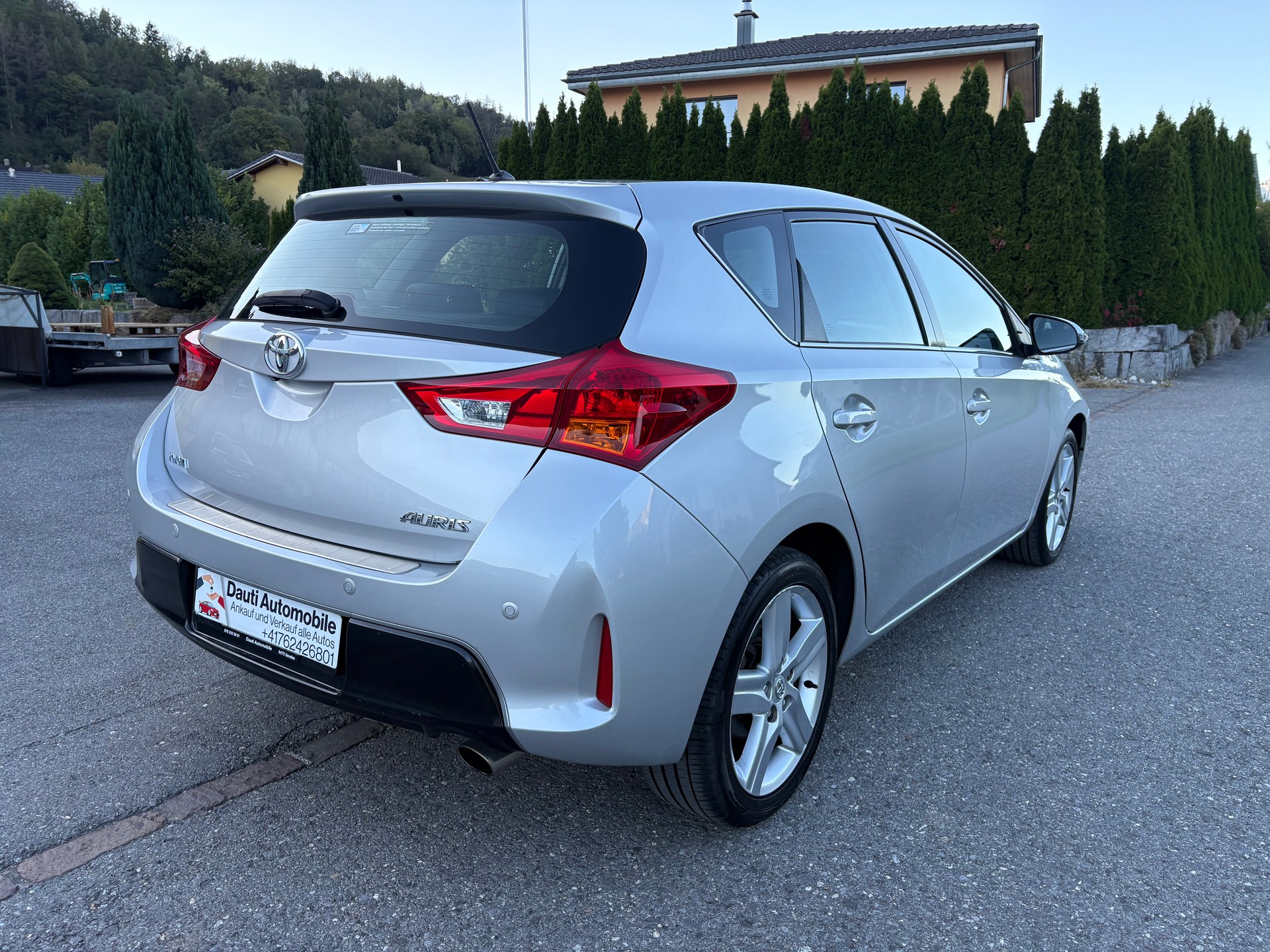 TOYOTA Auris 1.6 Sol Multidrive-image-3