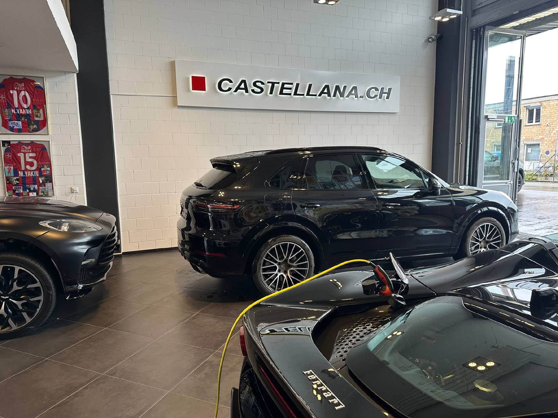 PORSCHE Cayenne 4.0 V8 Turbo-image-3