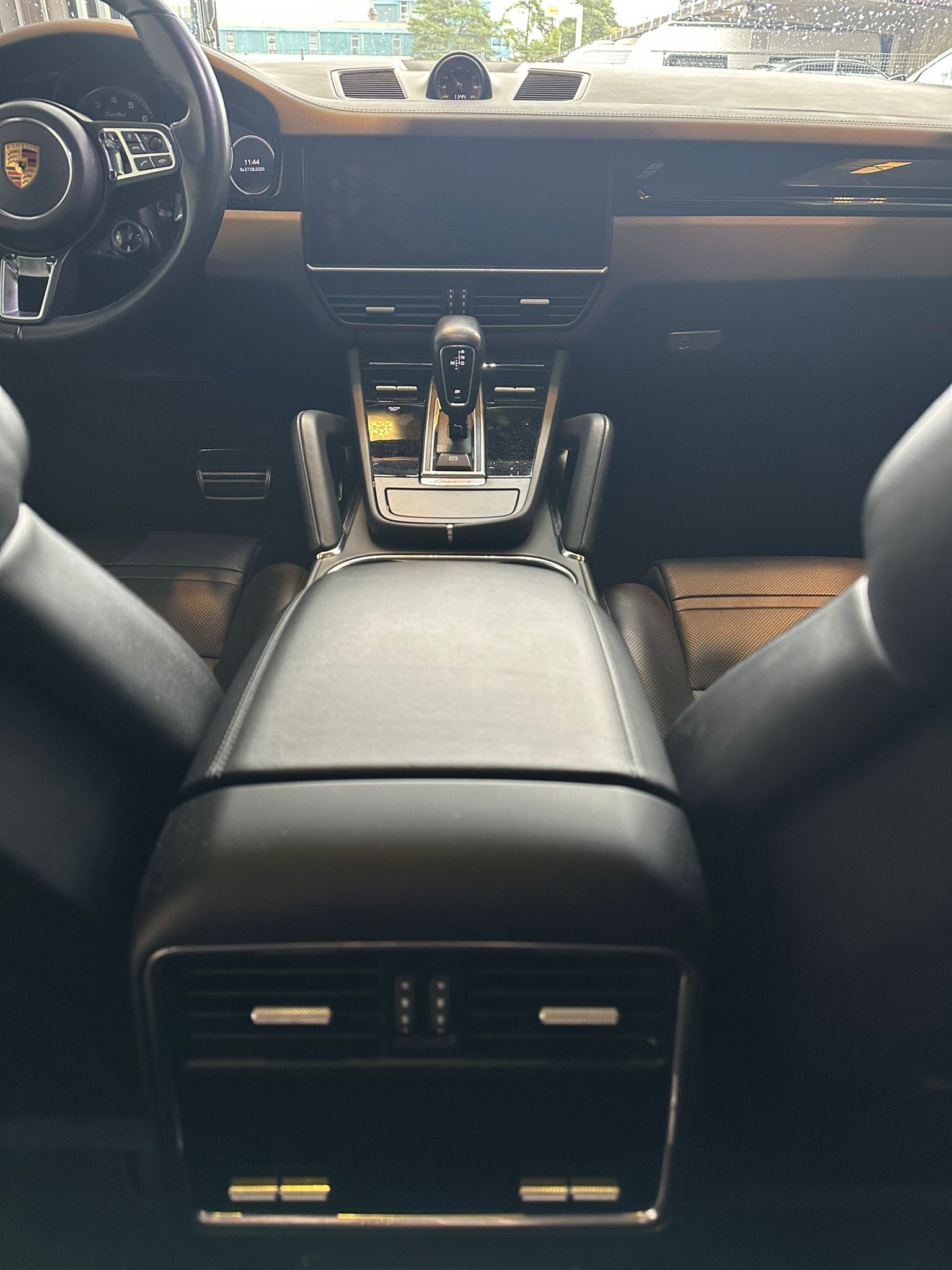 PORSCHE Cayenne 4.0 V8 Turbo-image-16