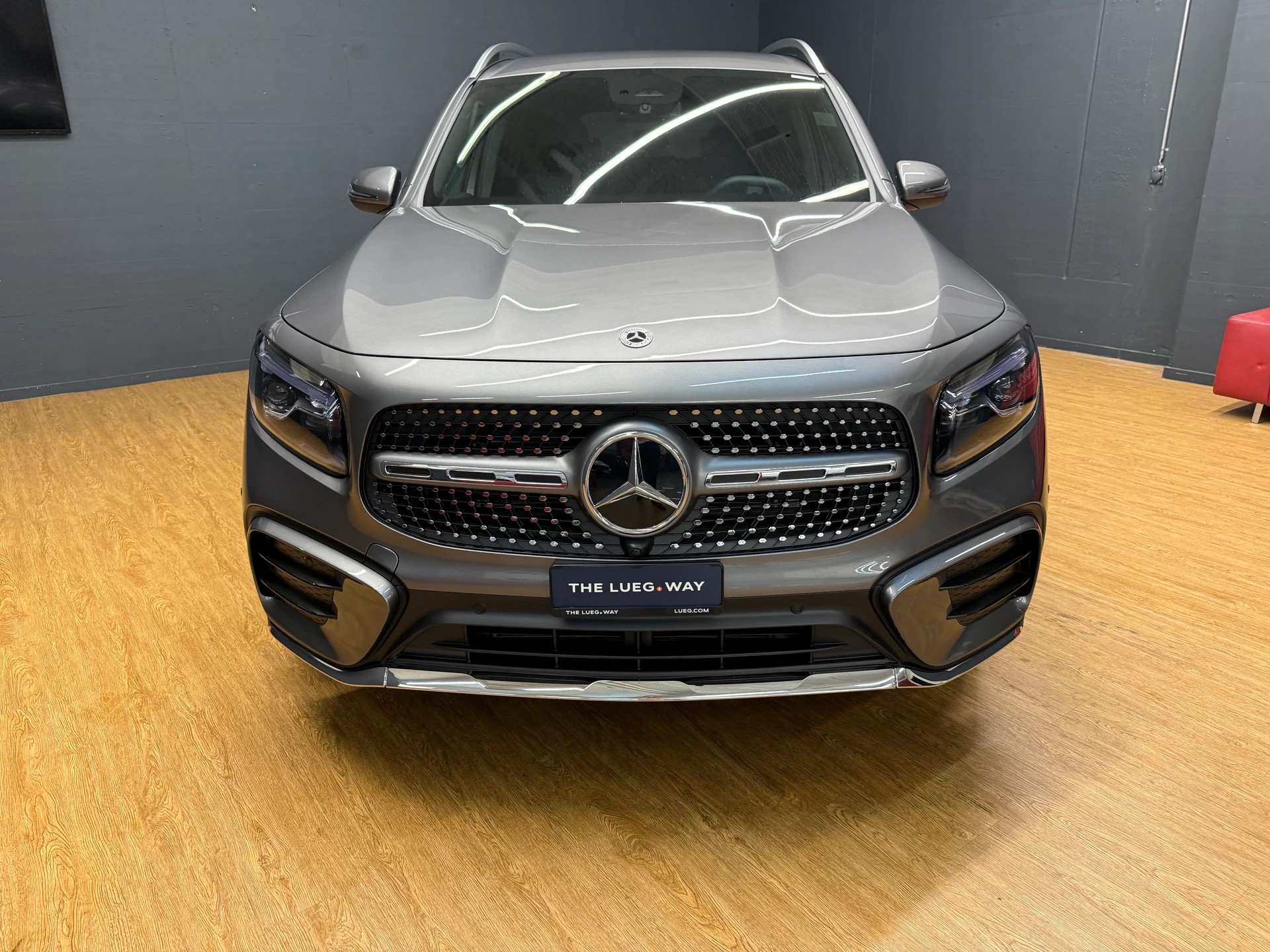 MERCEDES-BENZ GLB 220 d 4M - AMG / DISTRONIC / Rückfahrkamera / AHK / Memory-image-4