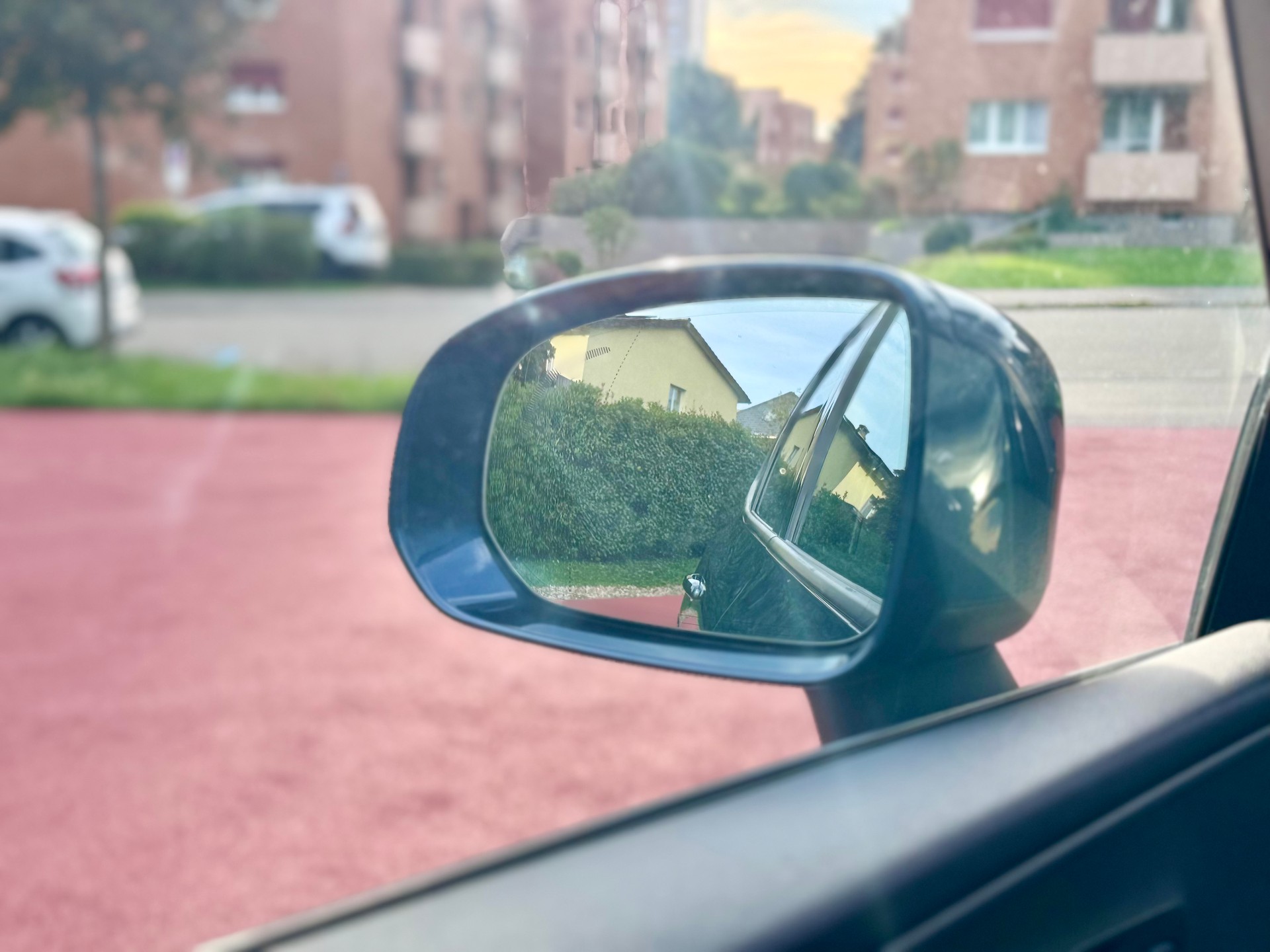VOLVO XC60 D4 Momentum Geartronic-image-31