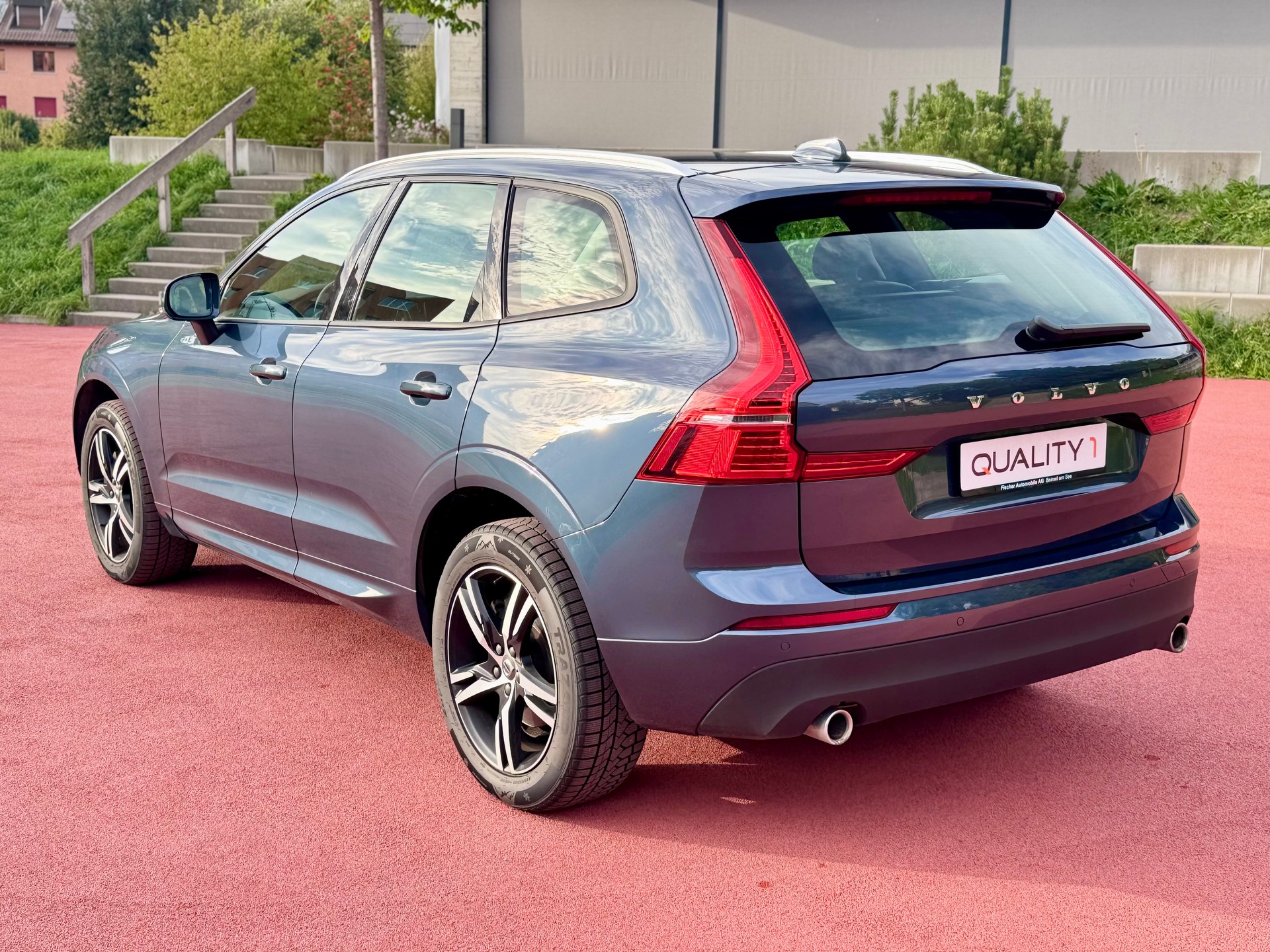 VOLVO XC60 D4 Momentum Geartronic-image-9