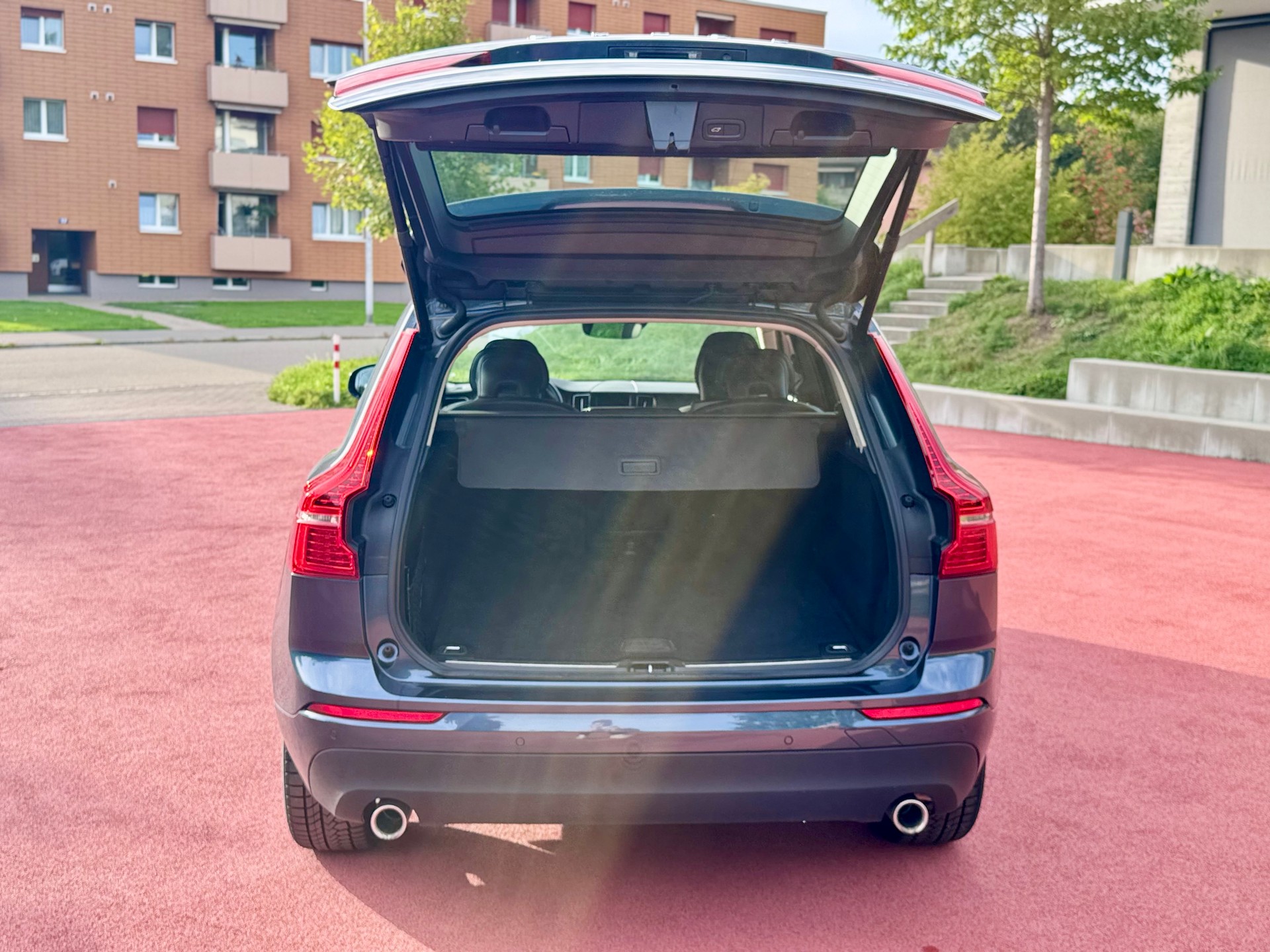 VOLVO XC60 D4 Momentum Geartronic-image-6
