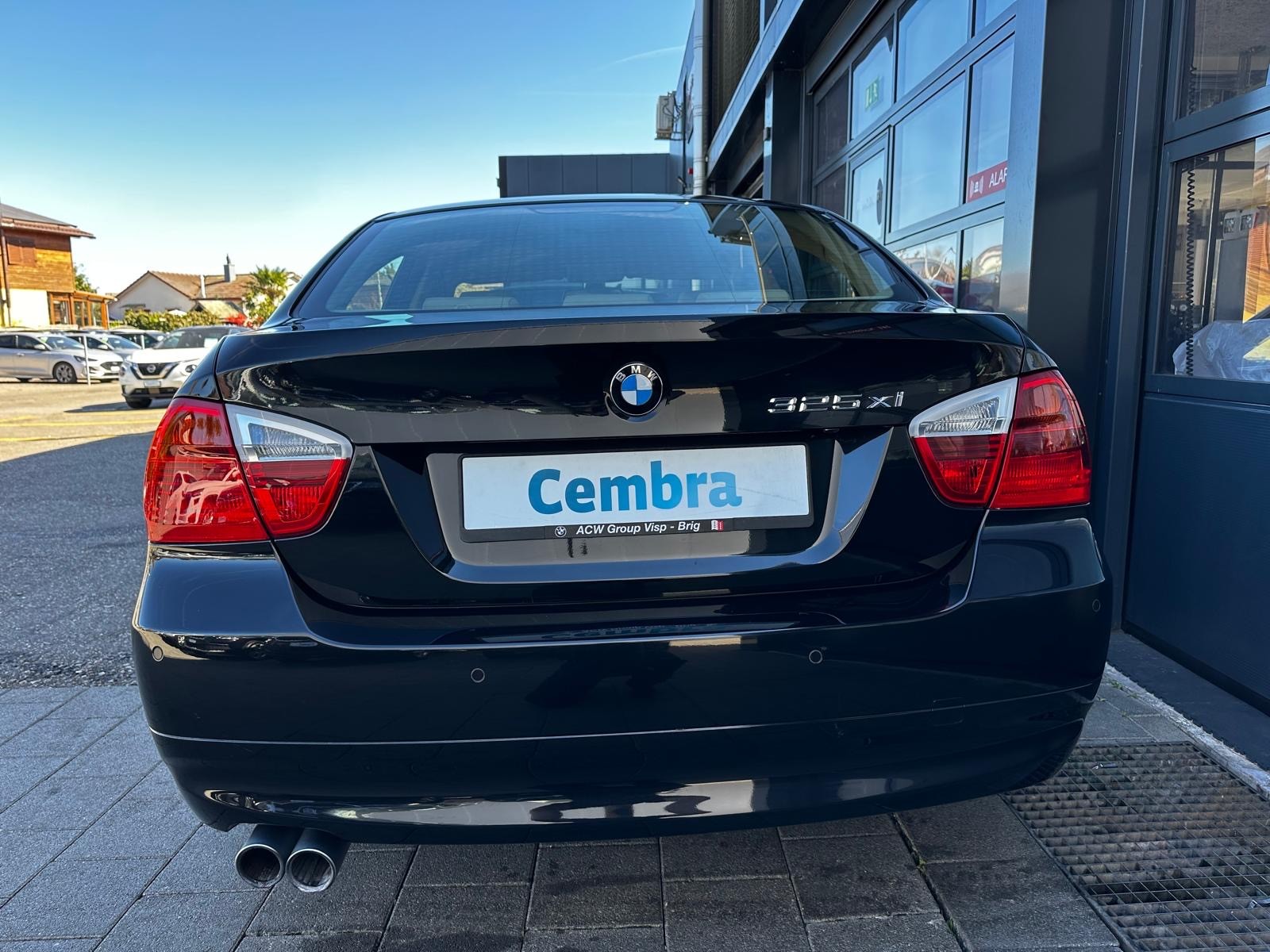 BMW 325xi Steptronic 33'000 KM!-image-6