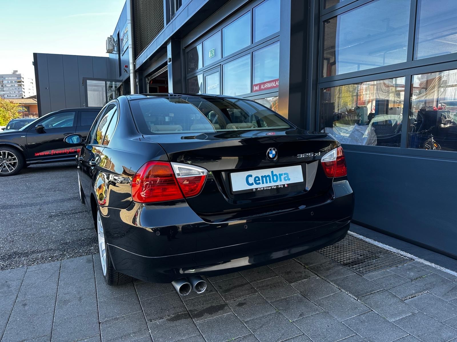 BMW 325xi Steptronic 33'000 KM!-image-5