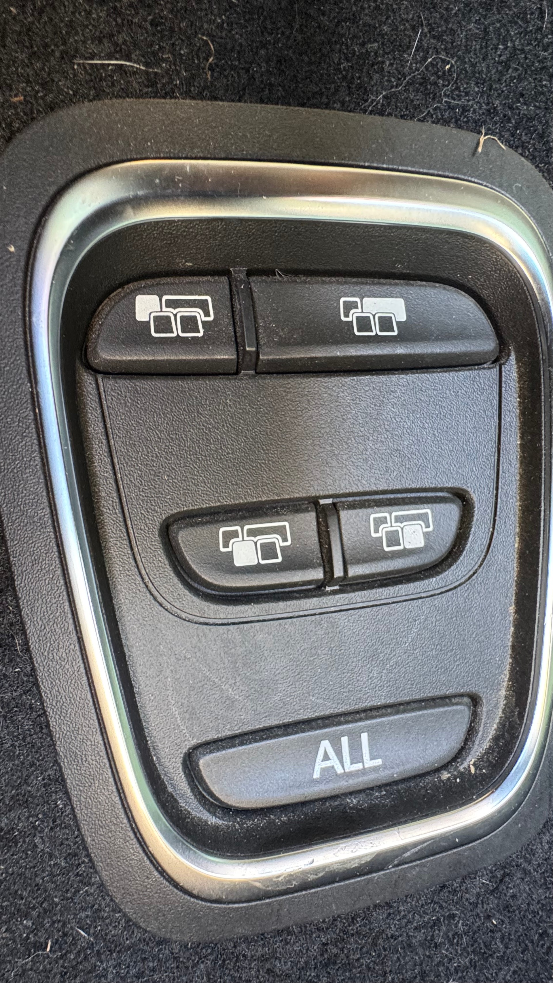 RENAULT Grand Scénic 1.5 dCi Hybrid Assist Bose-image-10