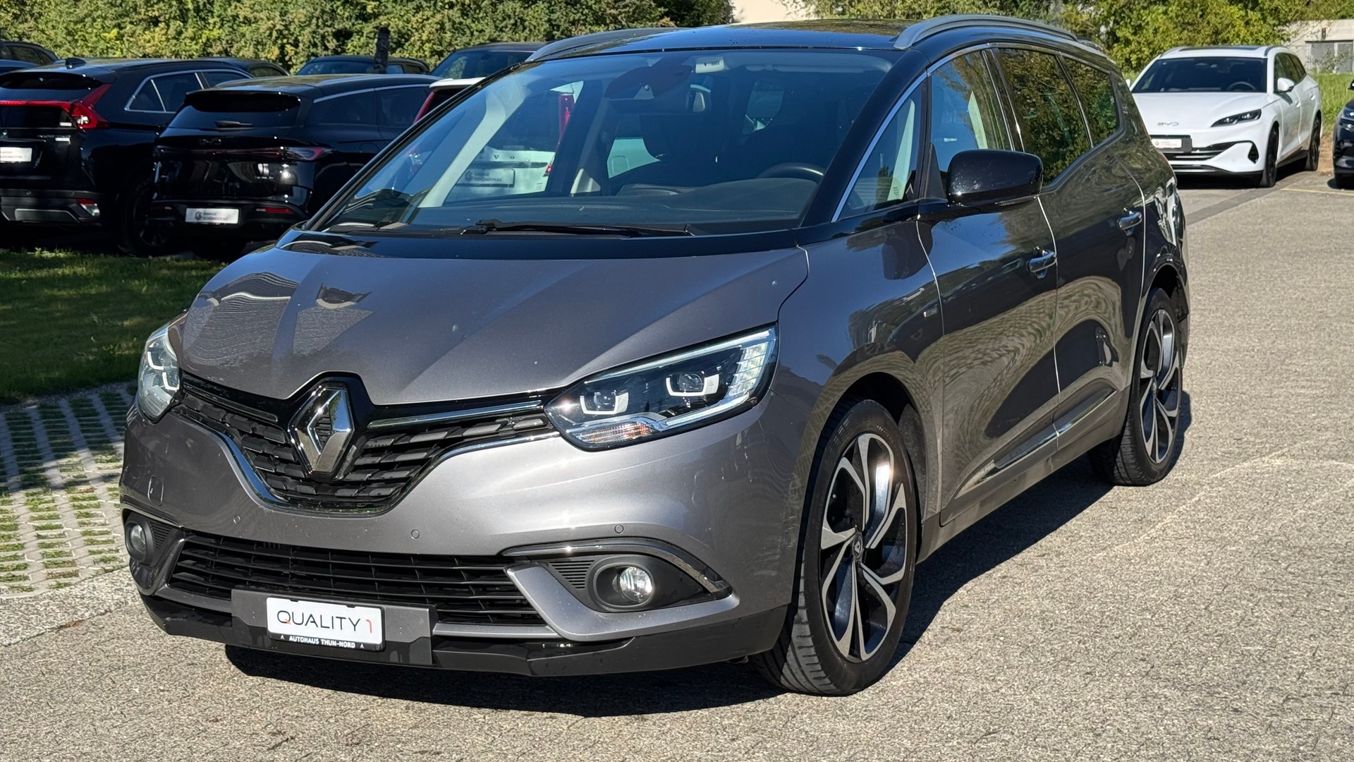 RENAULT Grand Scénic 1.5 dCi Hybrid Assist Bose-image-1