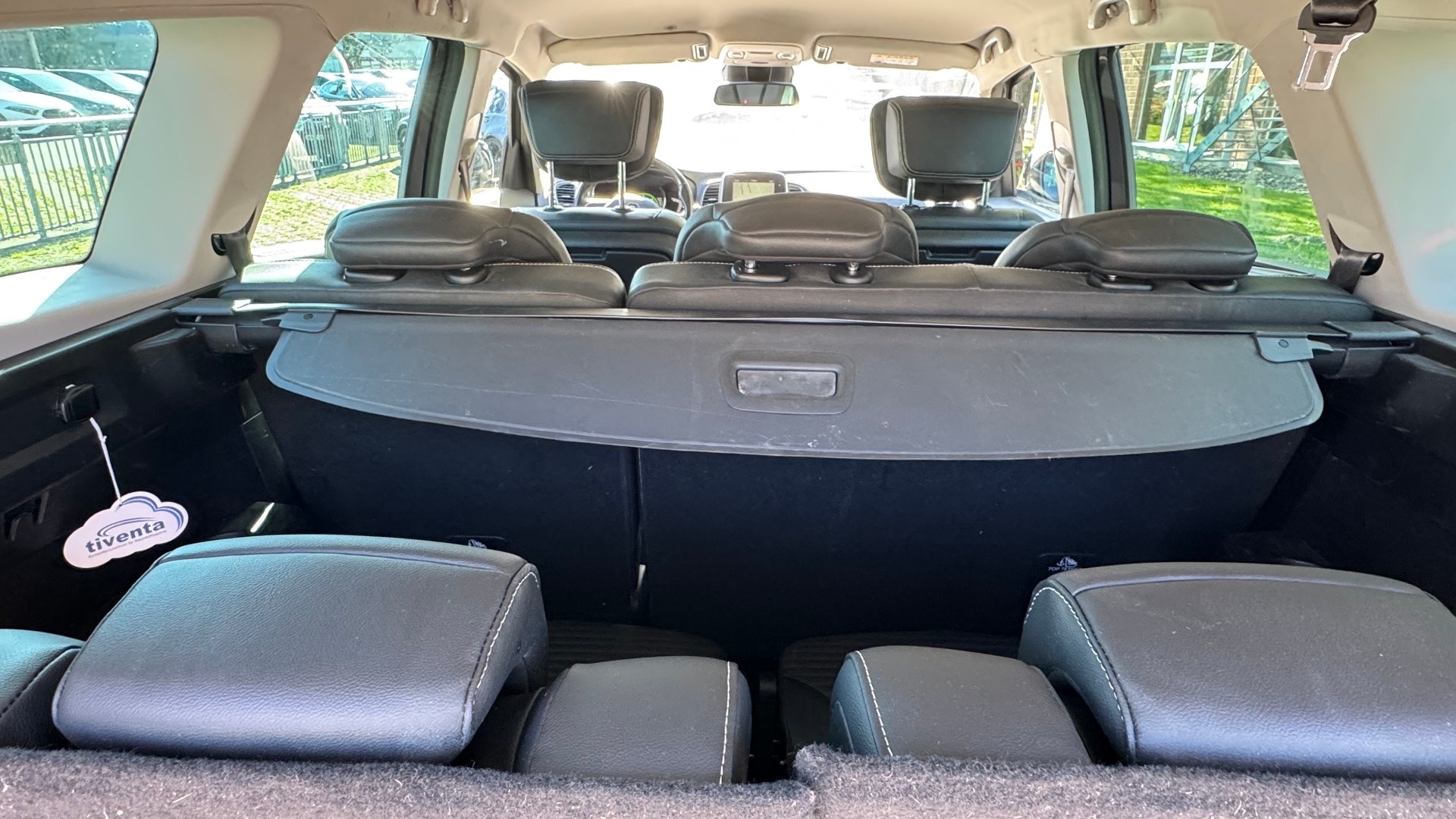 RENAULT Grand Scénic 1.5 dCi Hybrid Assist Bose-image-8