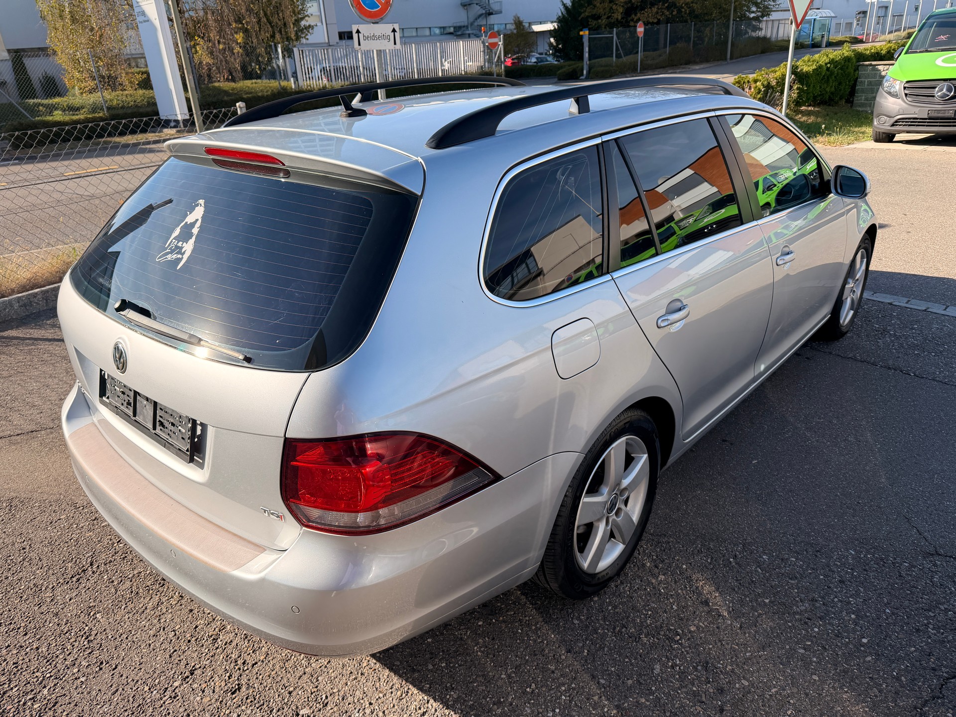 VW Golf Variant 1.4 TSI Comfortline DSG-image-3