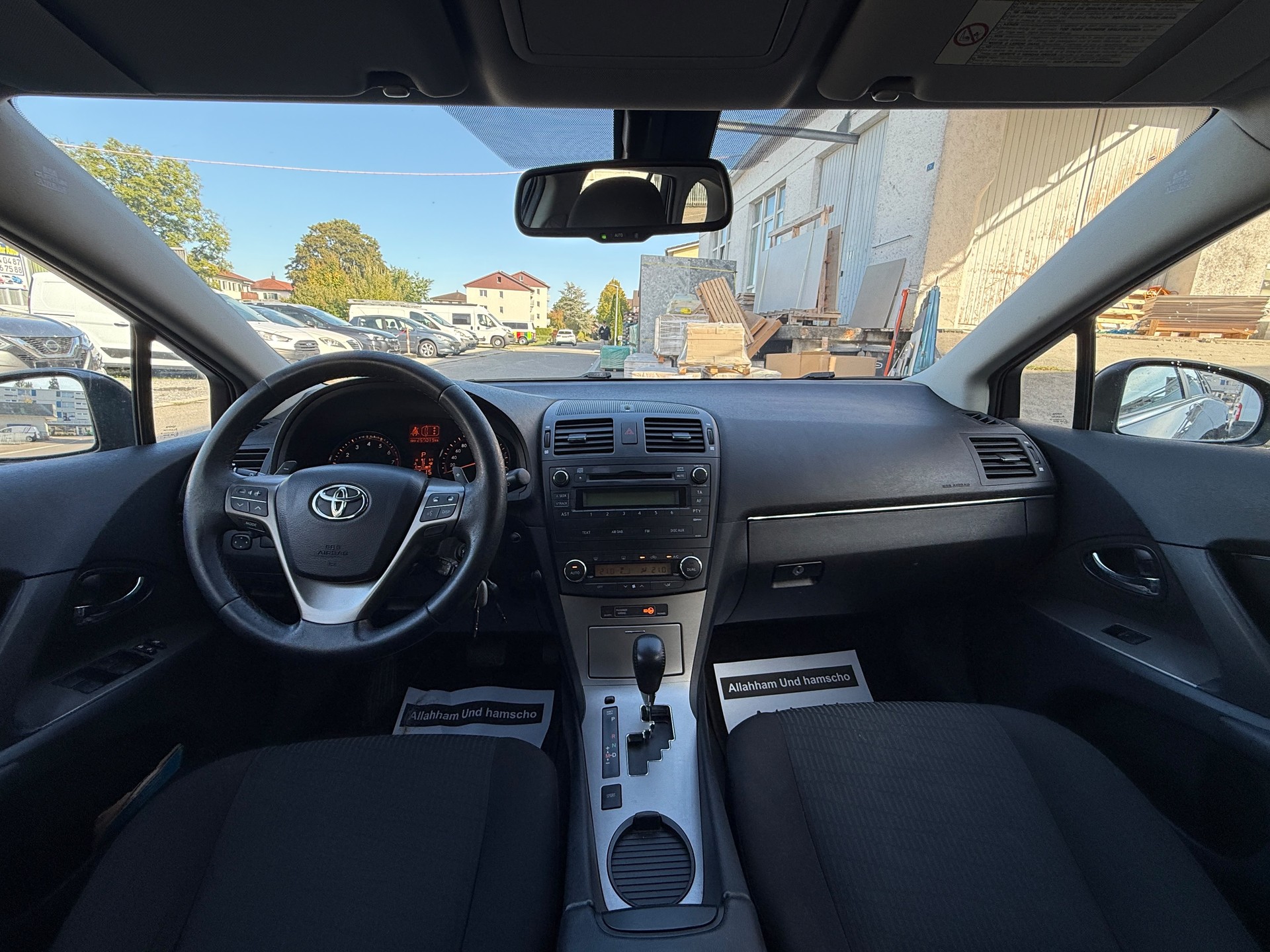 TOYOTA Avensis SW 2.0 Linea Luna Multidrive-image-11