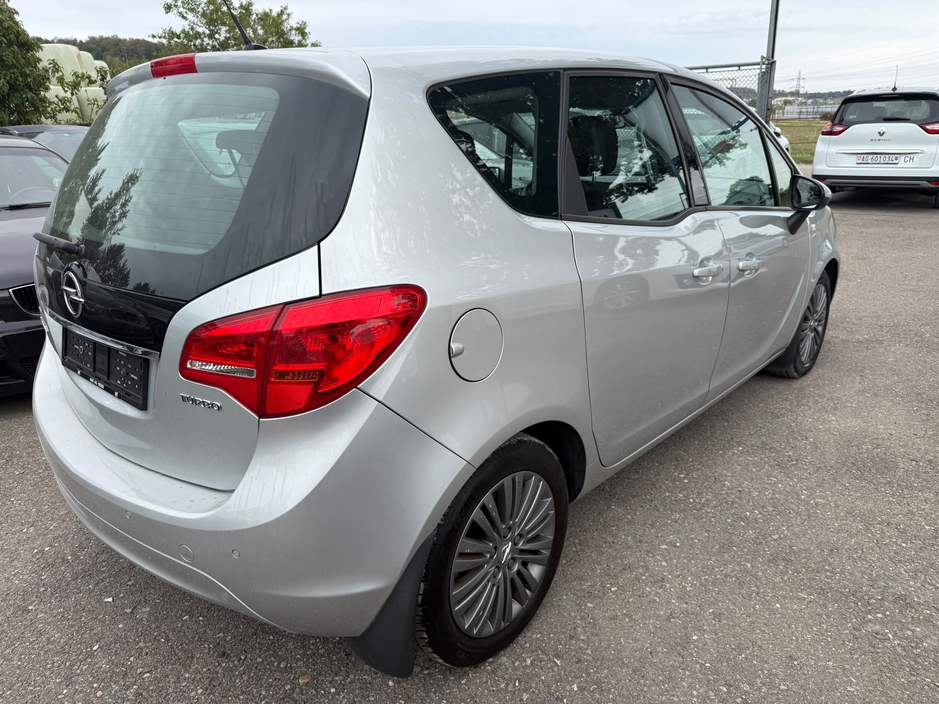 OPEL Meriva 1.4 Turbo Cosmo-image-5