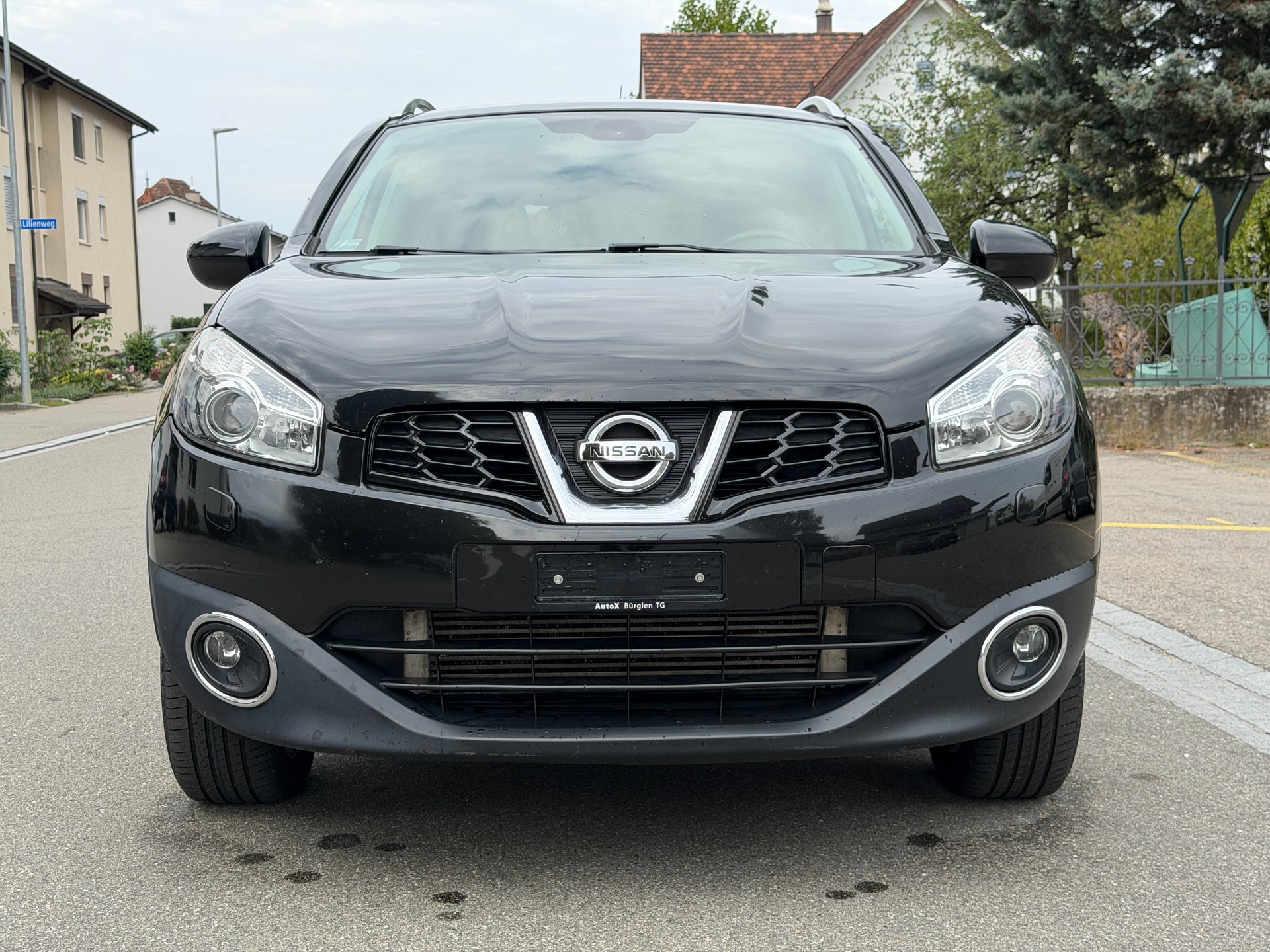 NISSAN Qashqai 2.0 dCi 4WD tekna-image-2