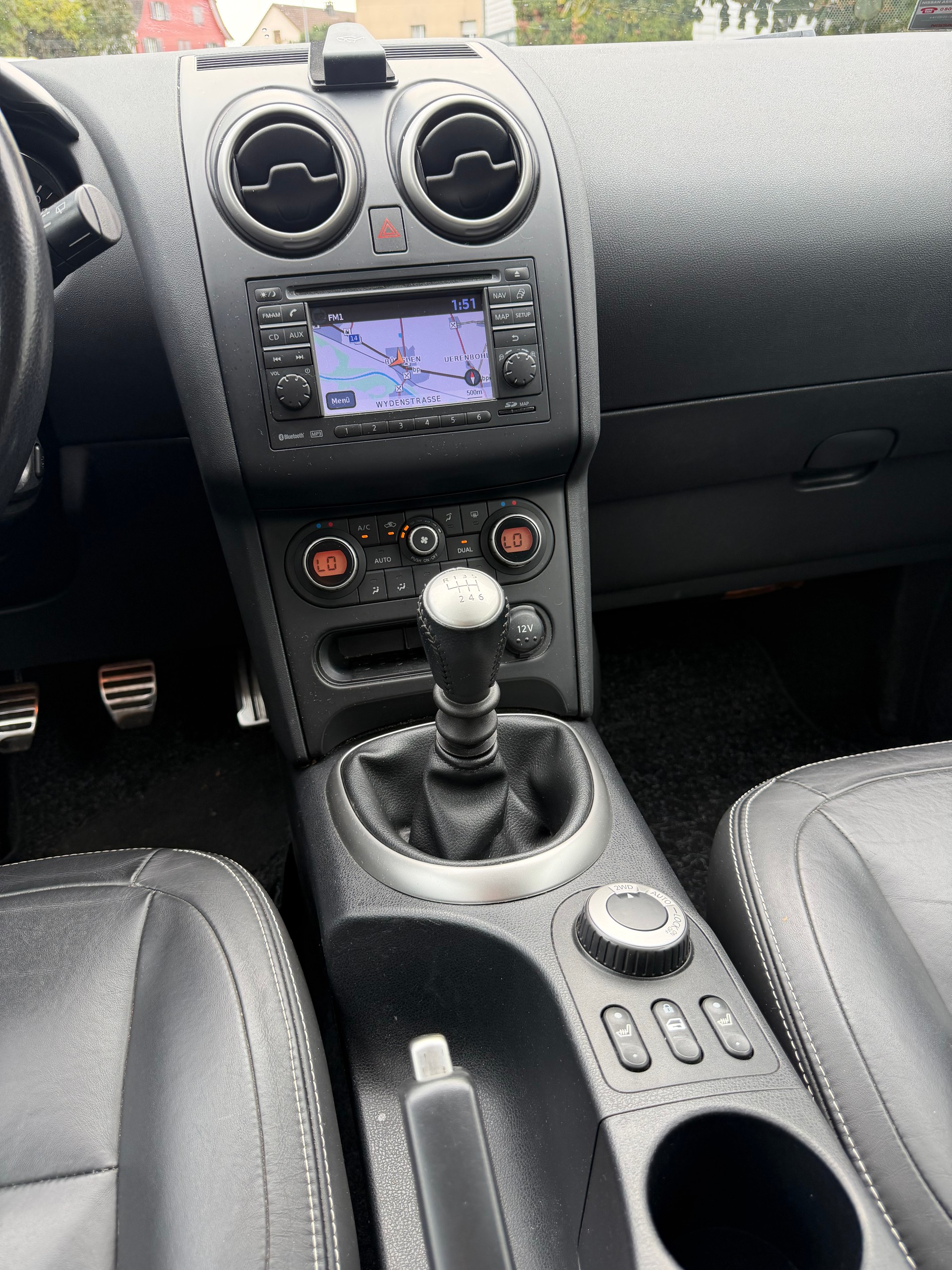 NISSAN Qashqai 2.0 dCi 4WD tekna-image-10