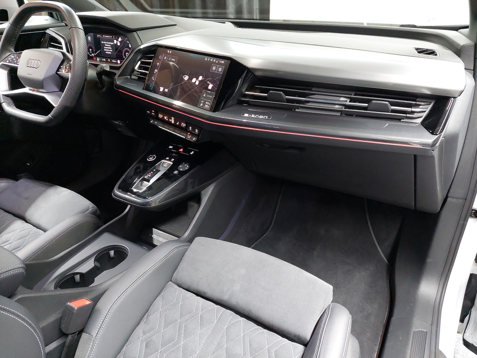 AUDI Q4 e-tron 50 quattro-image-9