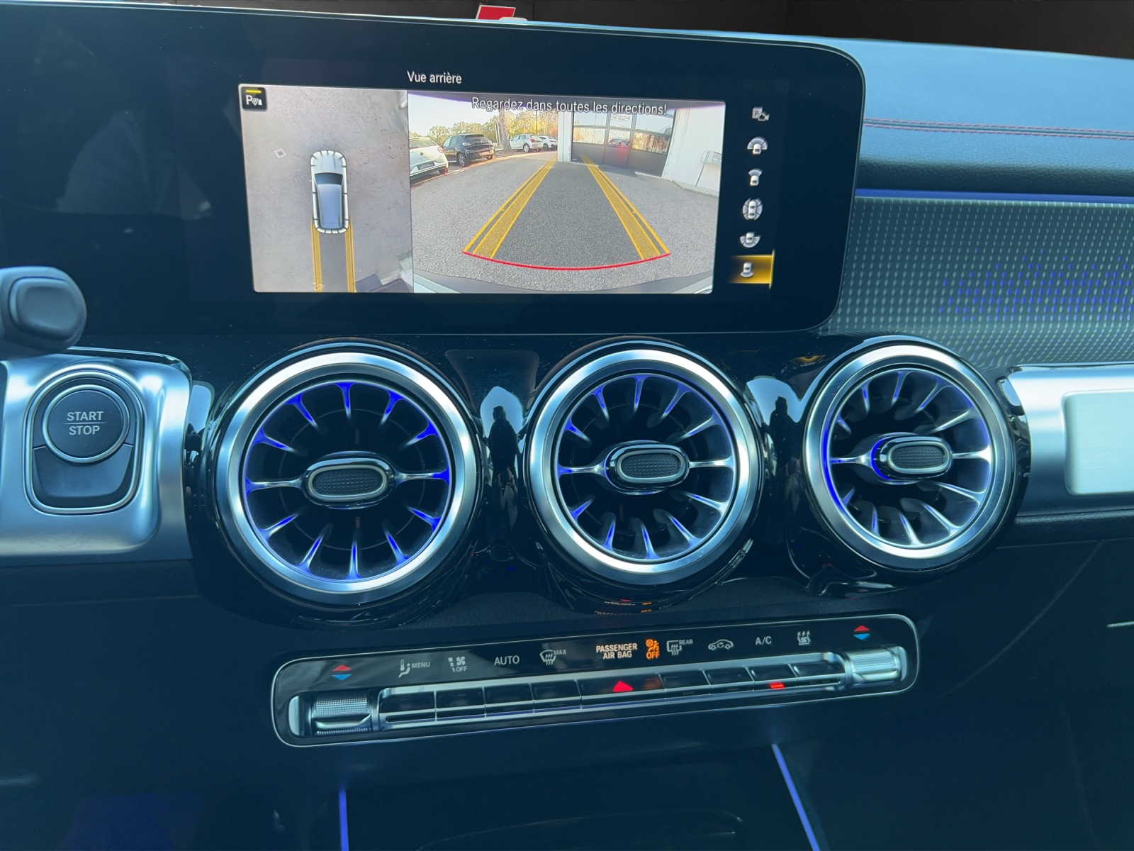 MERCEDES-BENZ EQB 300 AMG Line 4Matic-image-14