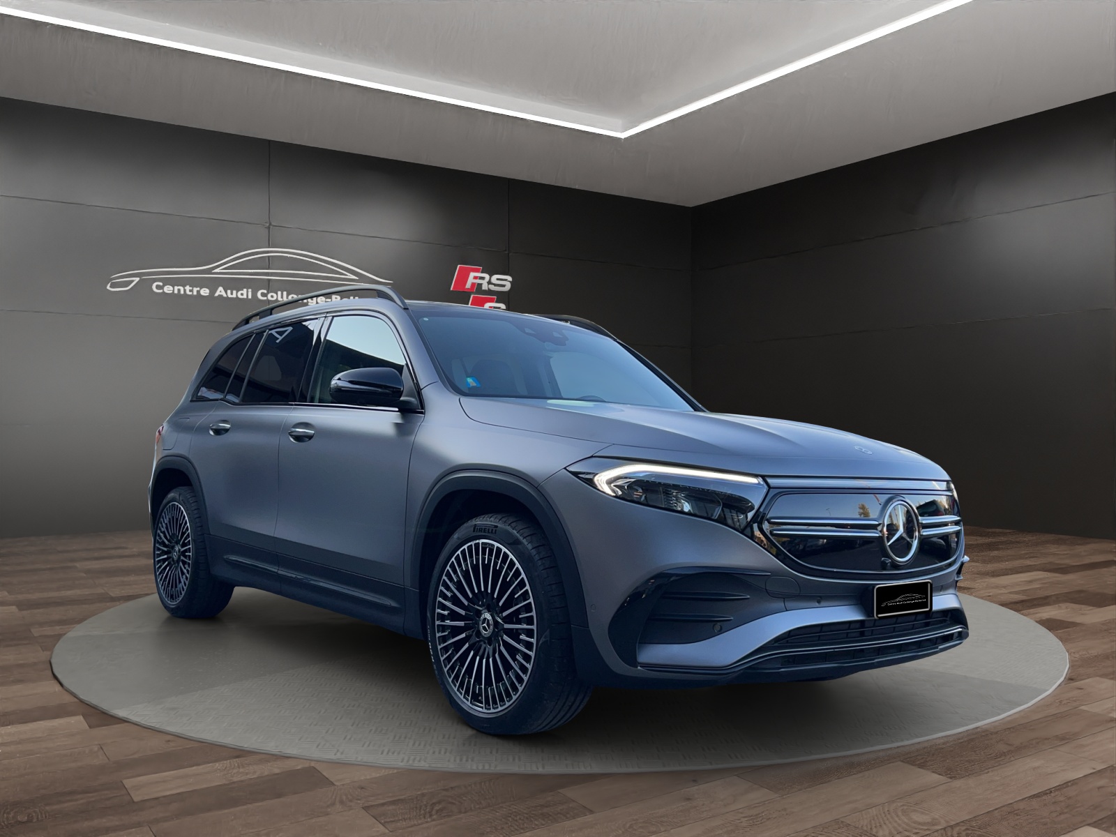 MERCEDES-BENZ EQB 300 AMG Line 4Matic-image-7