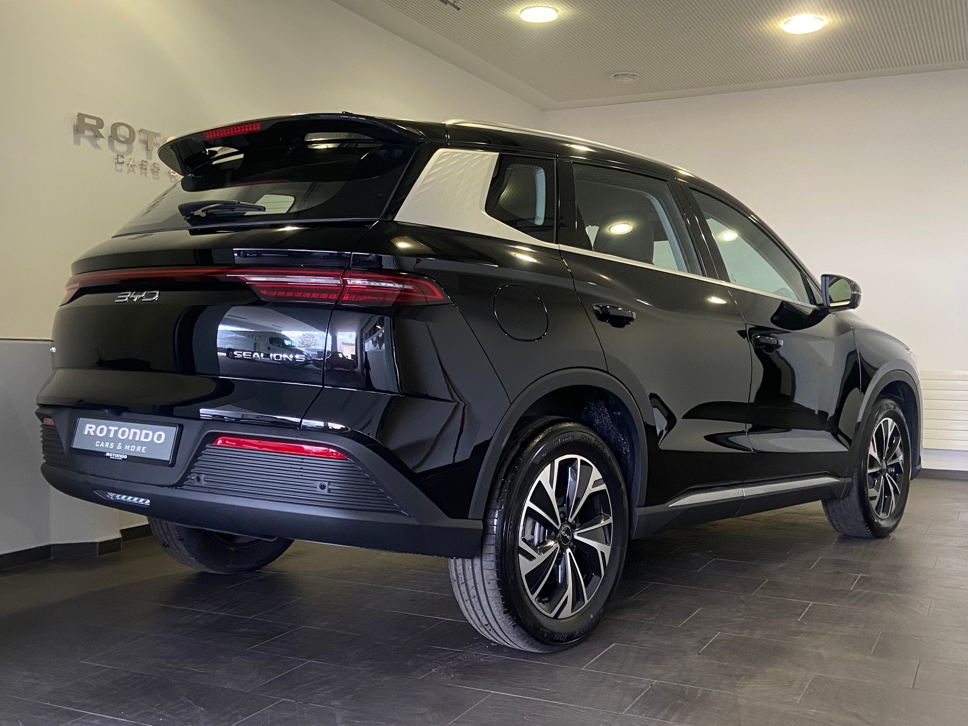 BYD Sealion 5 DM-i Design-image-1